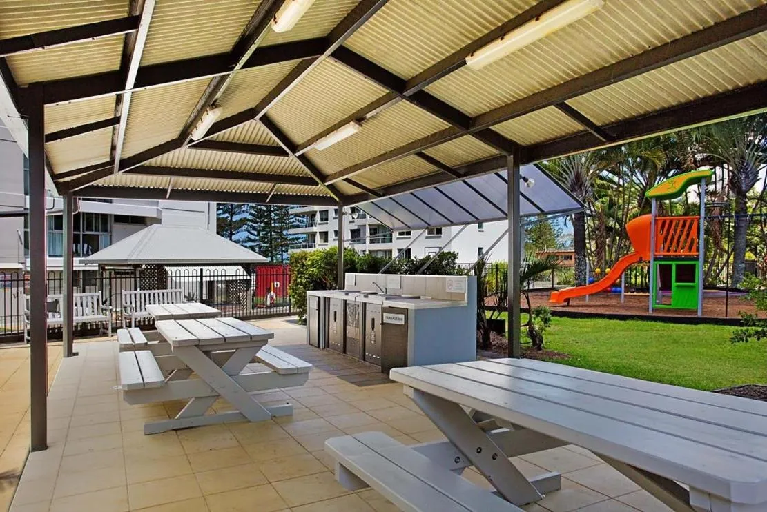BBQ facilities in Horizons Holiday Apartments - OFFICIAL