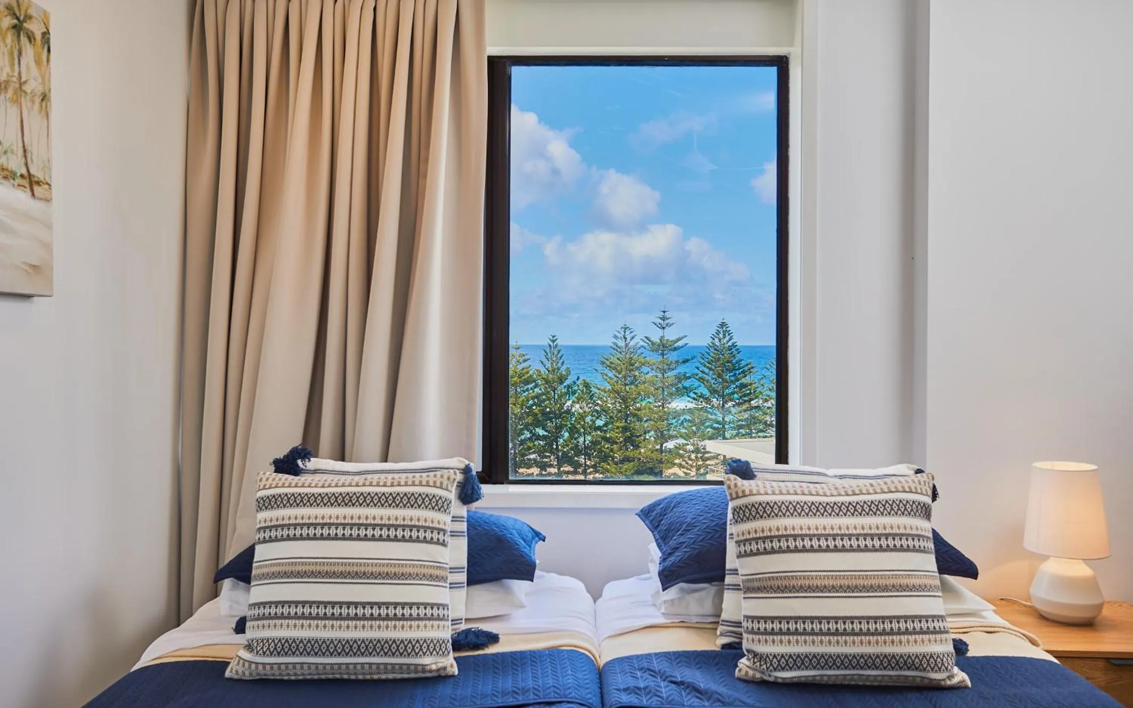 Bedroom, Bed in Horizons Holiday Apartments - OFFICIAL