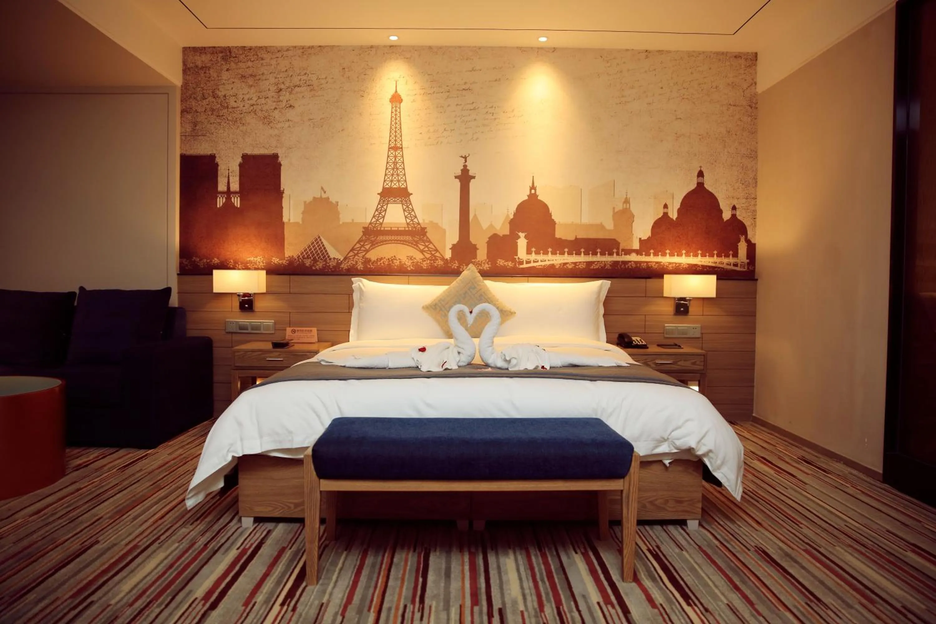 Bed in Chengdu Prolit Hotel