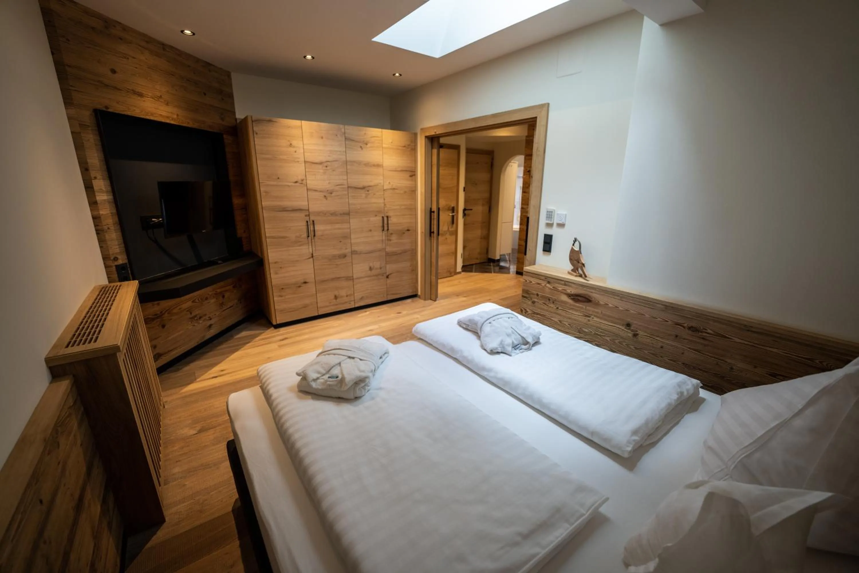 Photo of the whole room, Bed in DAS Hintersee