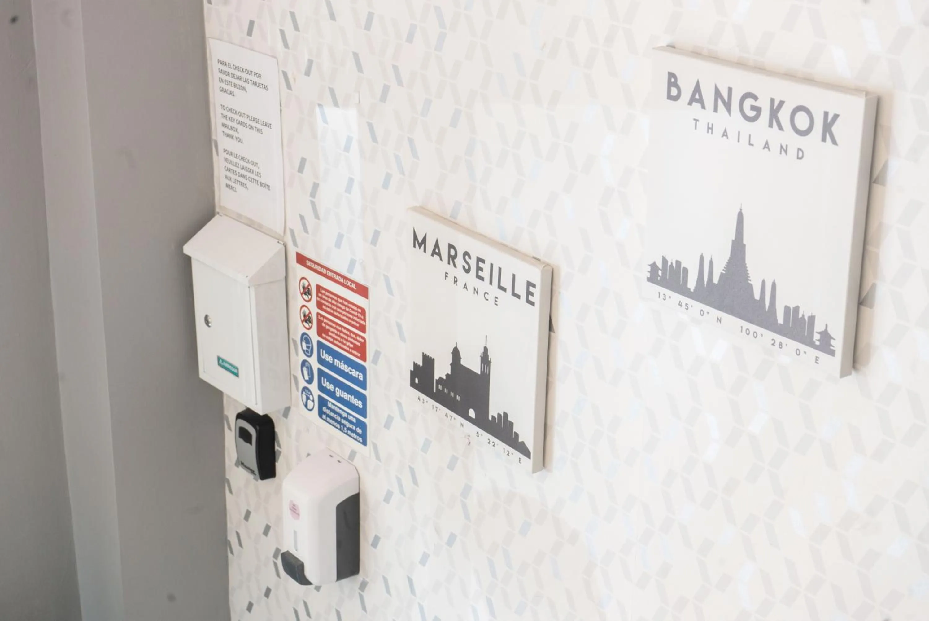 Decorative detail in Costa Marbella Star Light