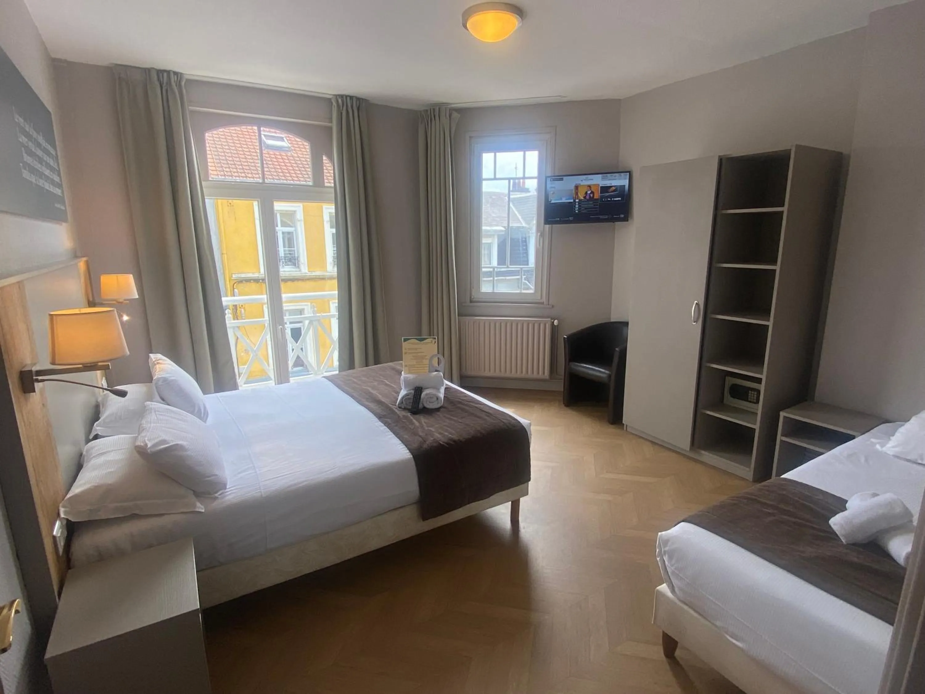 Bedroom, Bed in Hôtel Villa Des 2 Caps