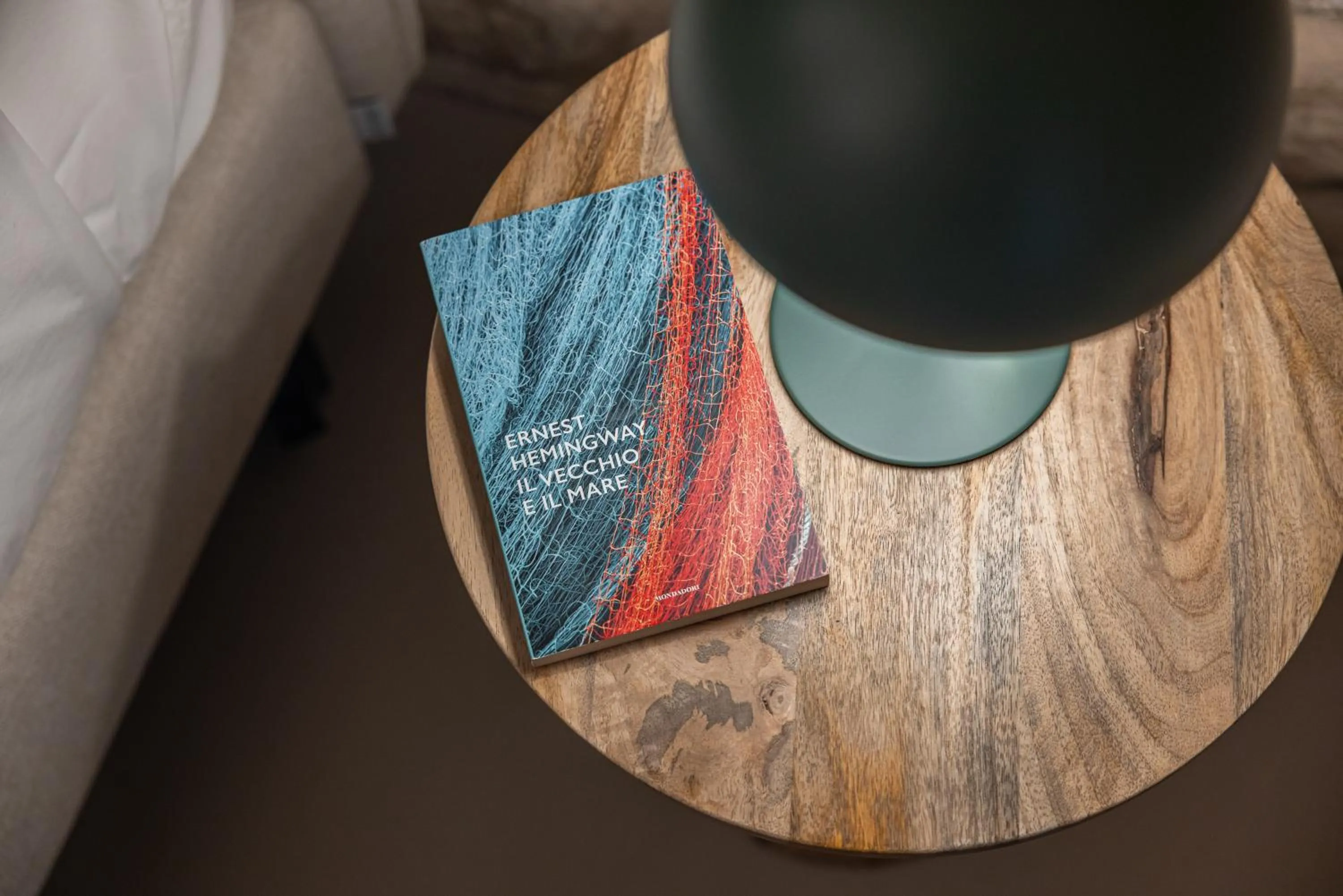 Decorative detail in Arco Vecchio Urban Suite - Epoca Collection