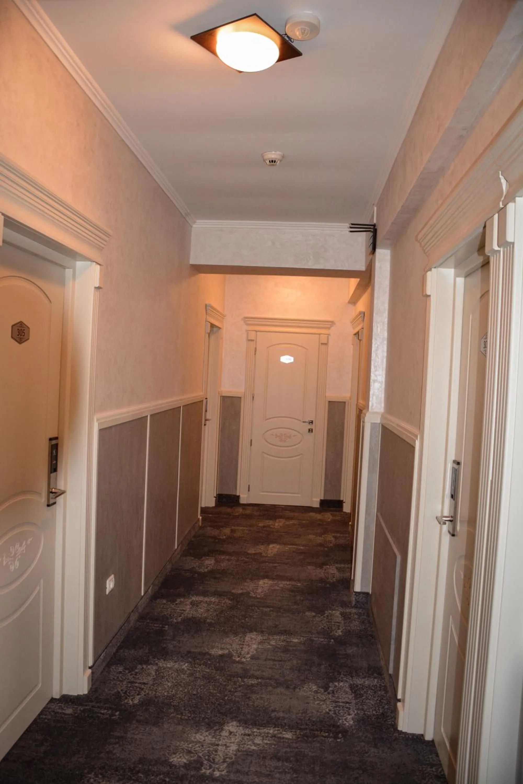 Lobby or reception in Golden Rose Residence