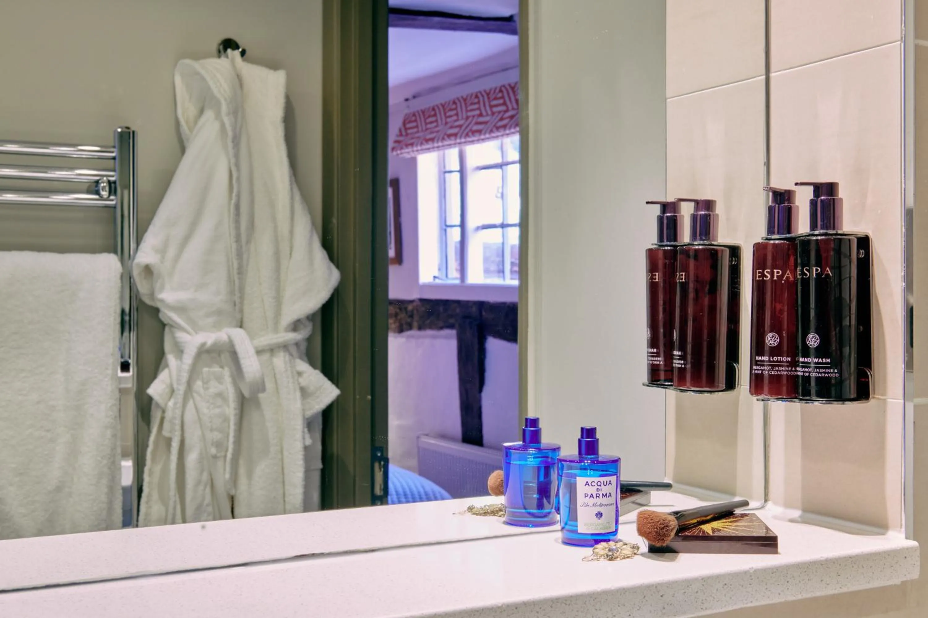 Bathroom in The Stag on the River