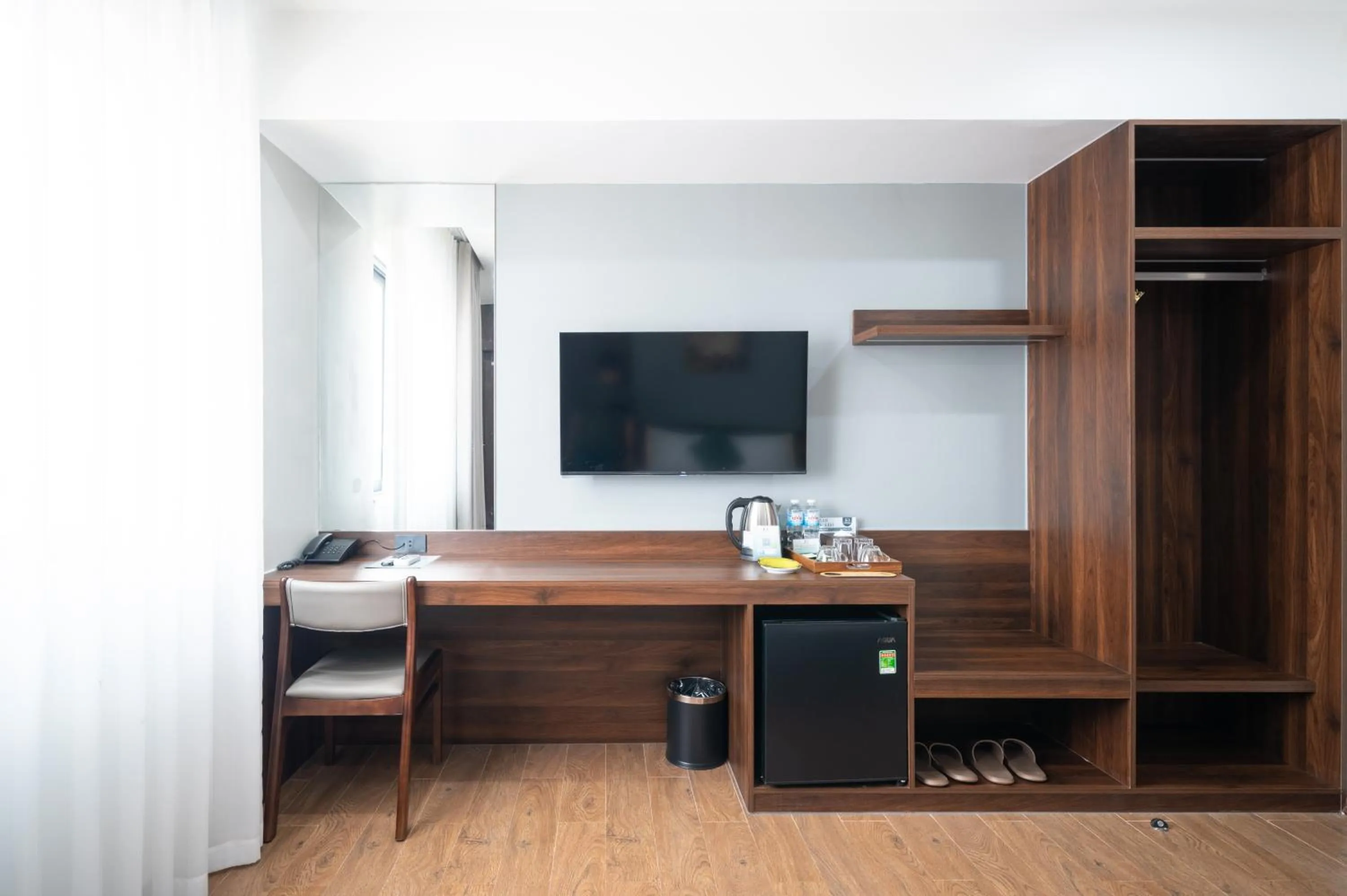 Coffee/tea facilities in Eden Hue Hotel