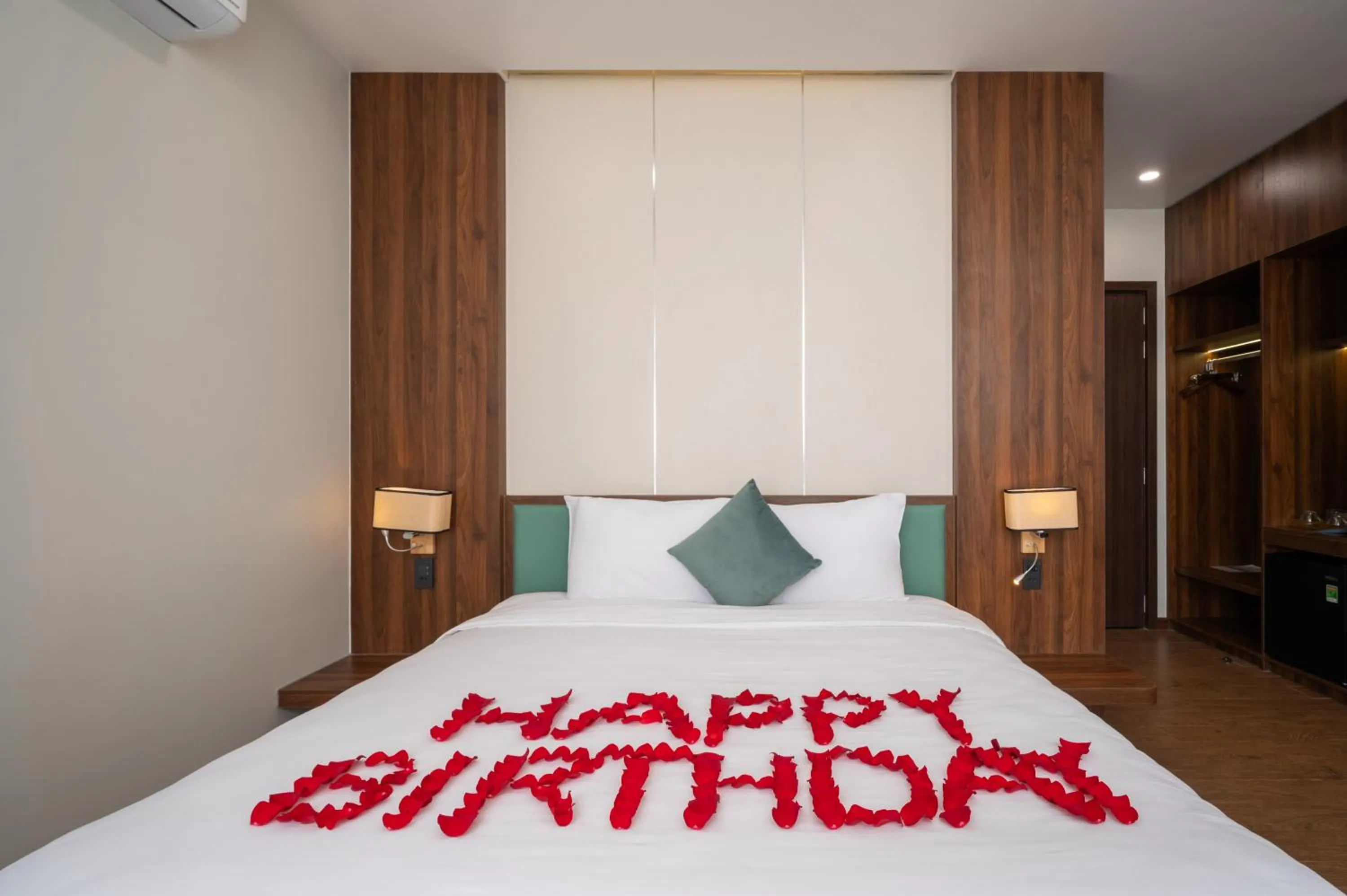 Bed in Eden Hue Hotel