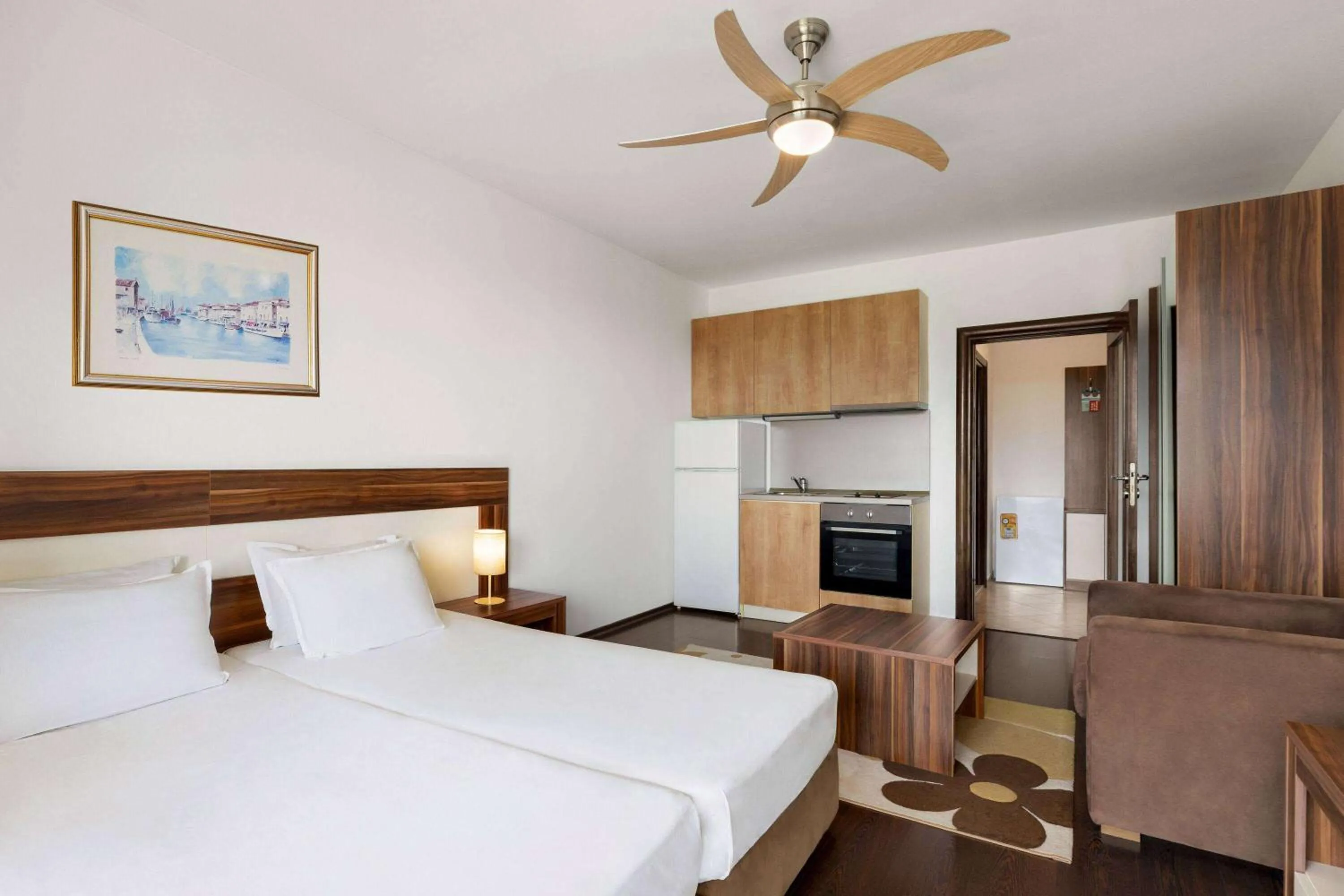 Photo of the whole room, Bed in The Balkan Jewel Resort, Trademark Collection by Wyndham