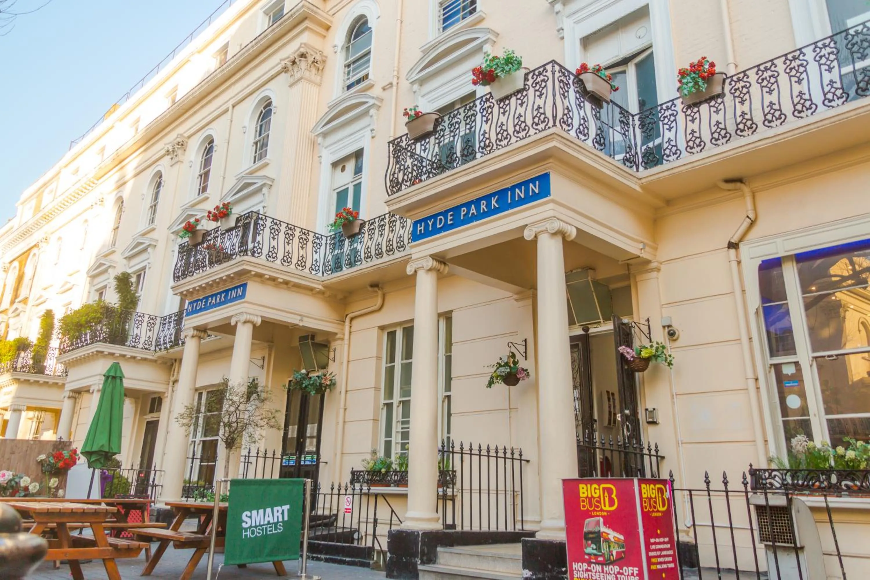 Neighbourhood in Smart Hyde Park Inn