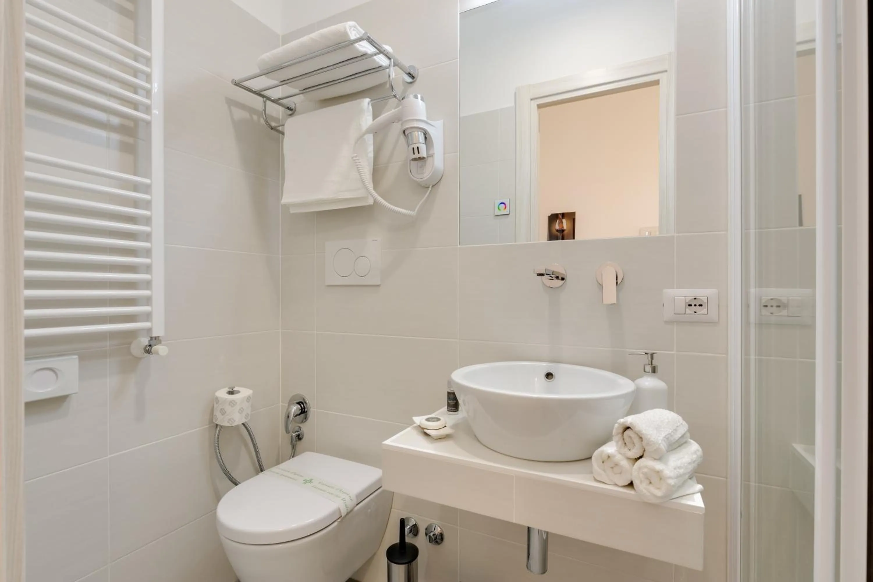 Bathroom in Dolce Luxury Rooms