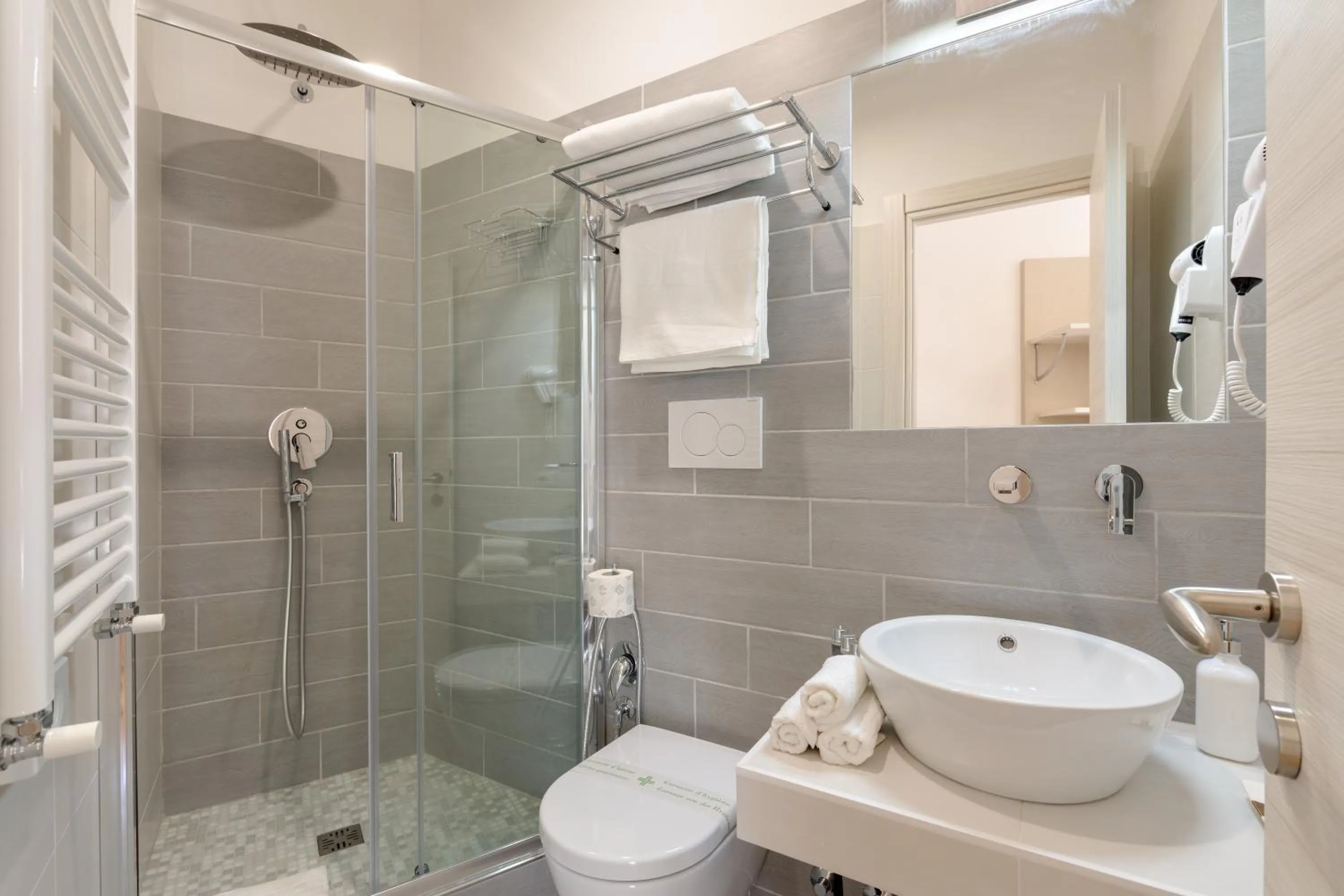 Toilet in Dolce Luxury Rooms