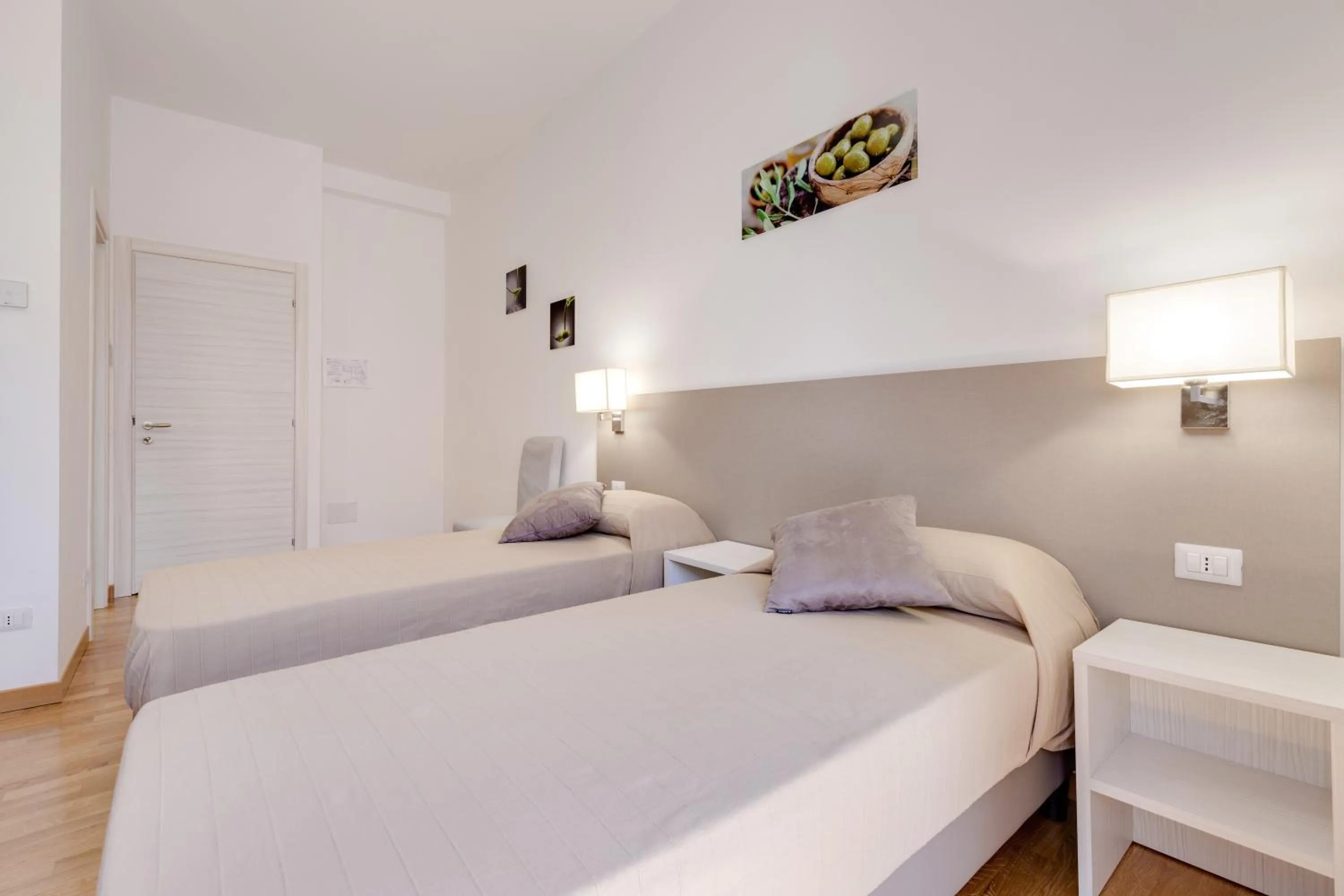 Photo of the whole room, Bed in Dolce Luxury Rooms