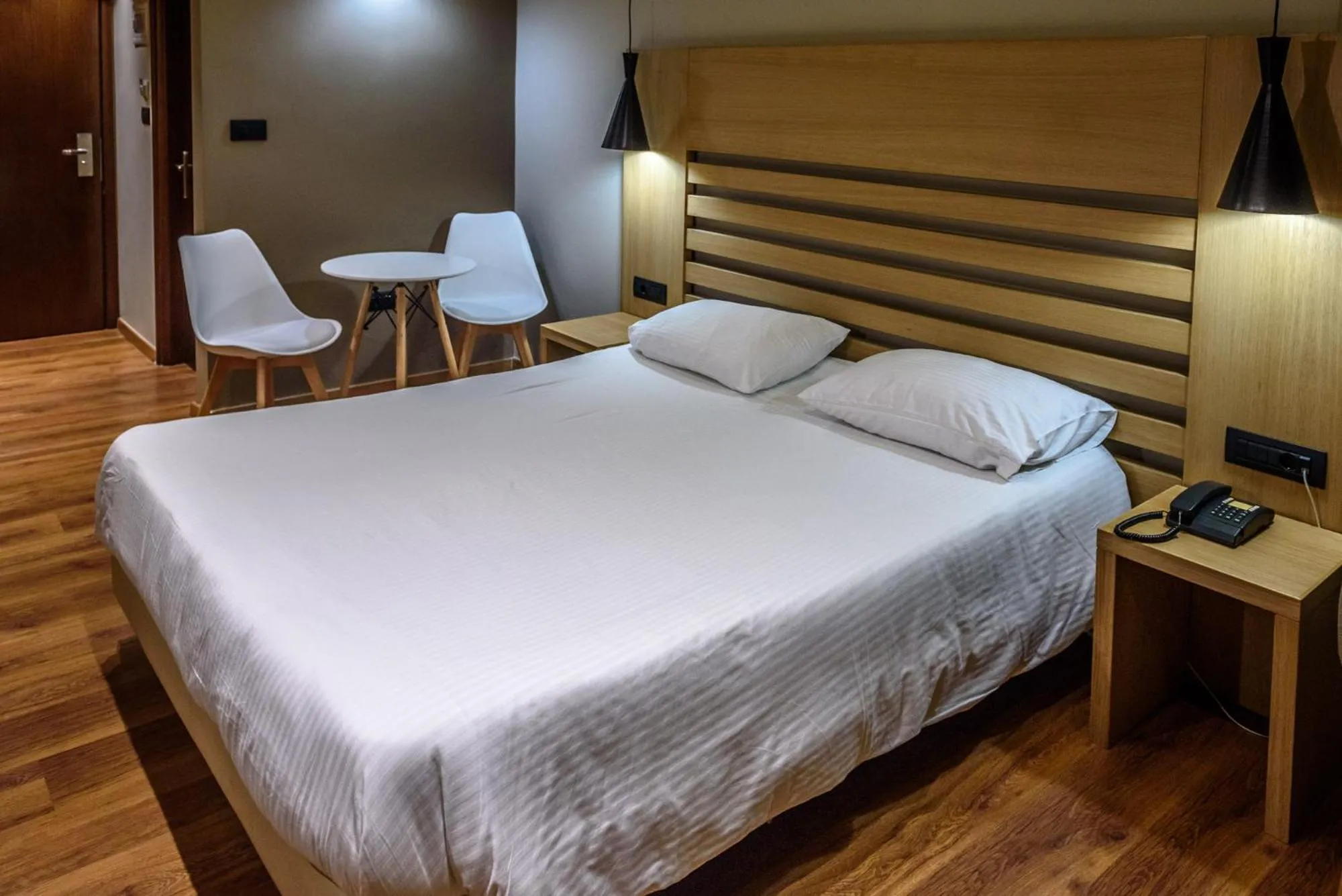 Bedroom, Bed in Agamemnon Hotel