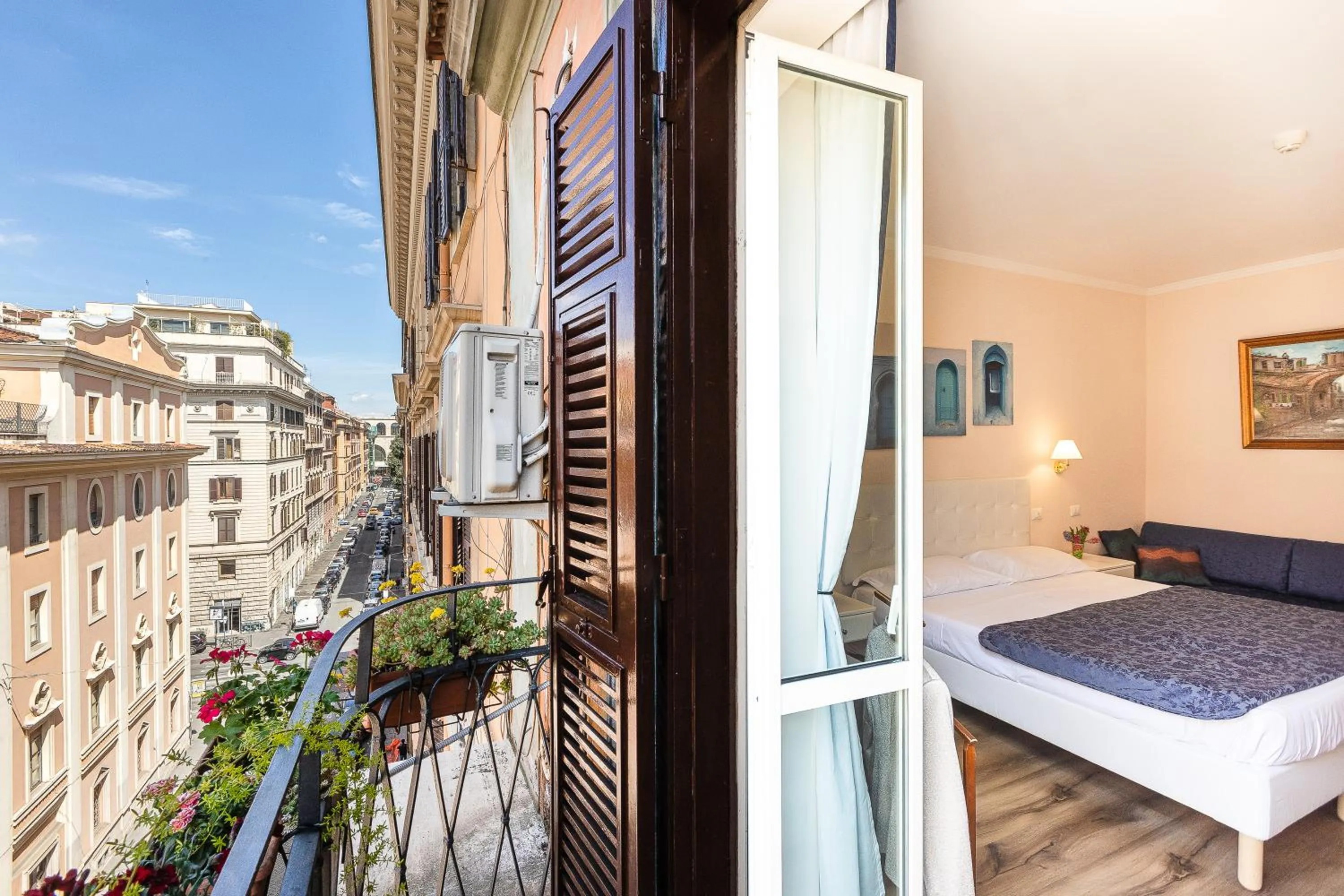 Balcony/Terrace, Bed in Rome To Stay