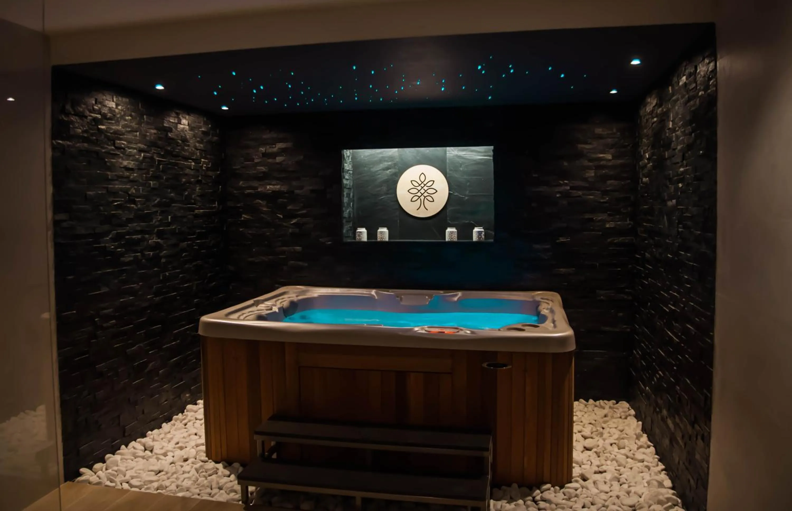 Hot Tub in Ski Hotel