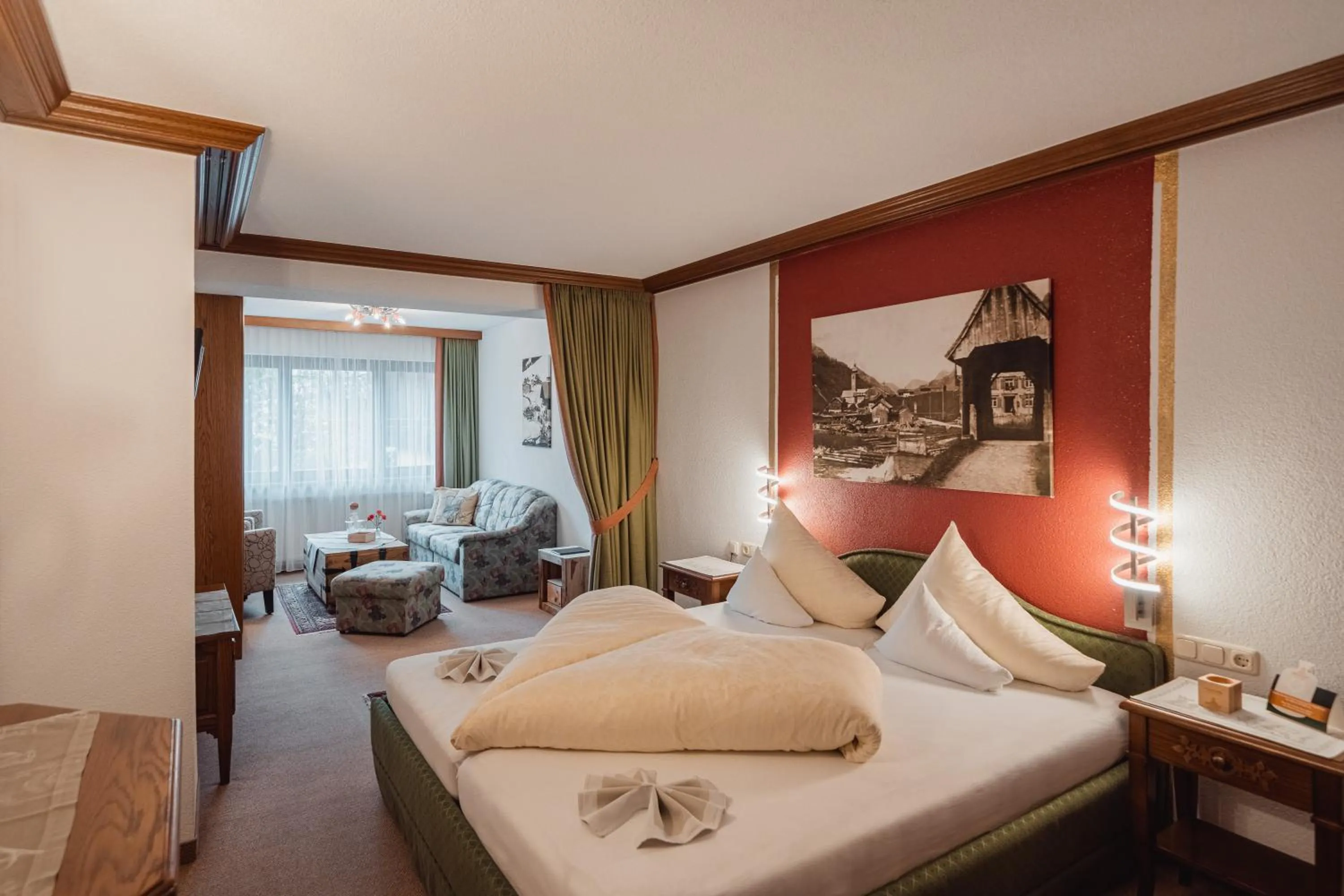 Bedroom, Bed in Hotel Jagdhaus Monzabon