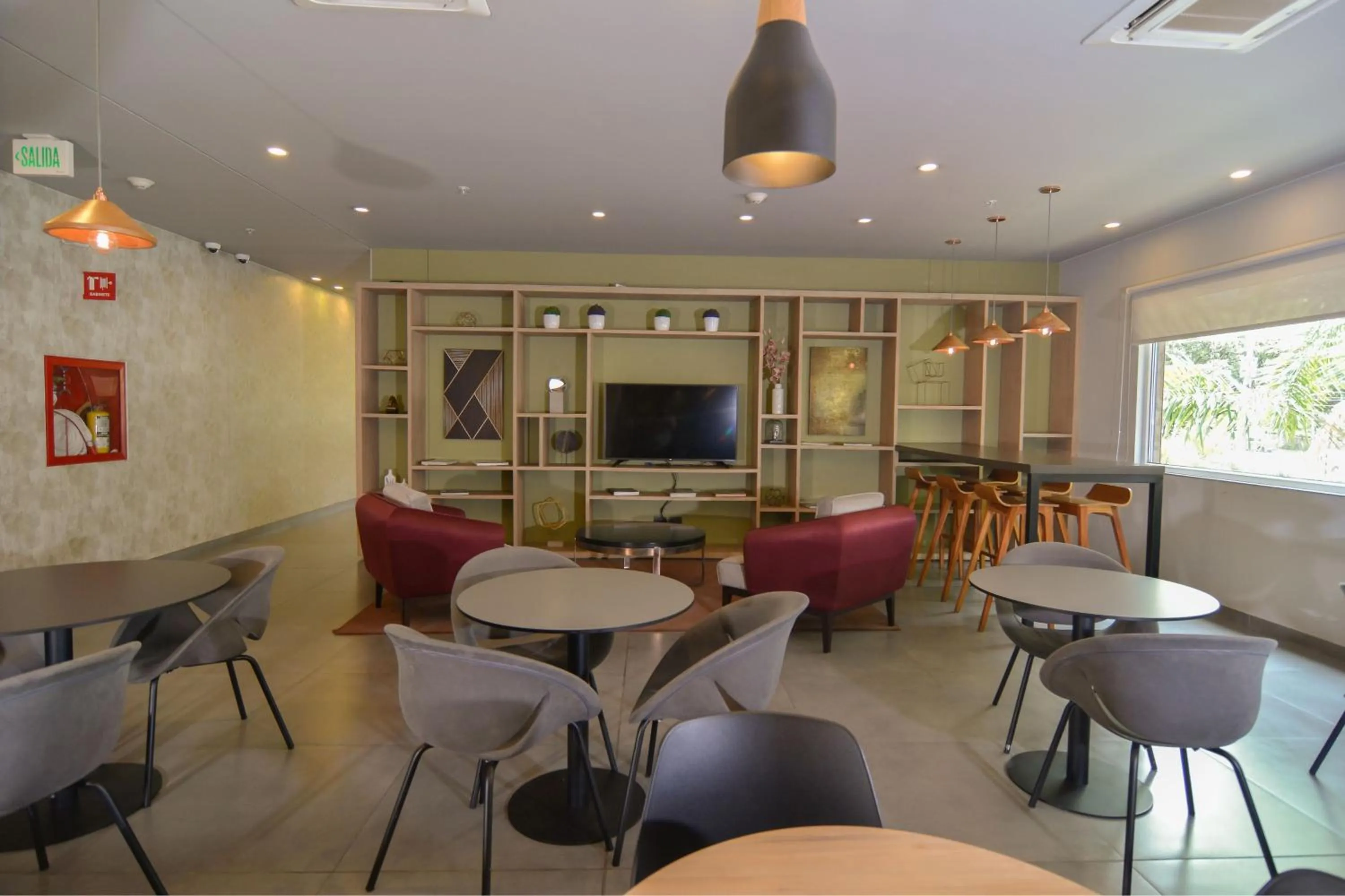 Breakfast in City Express Plus by Marriott Medellín Colombia