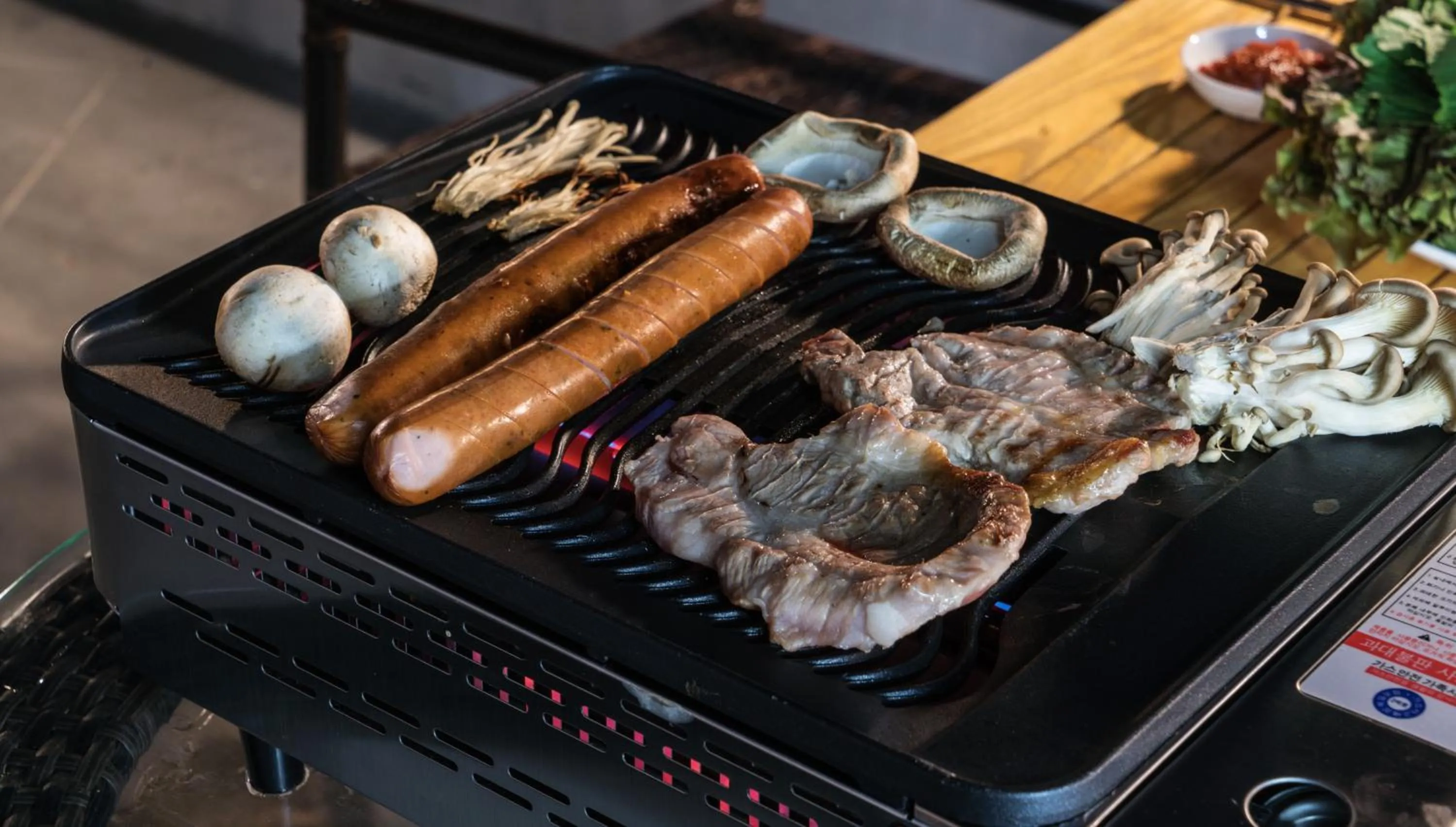Communal lounge/ TV room in Arte Resort Spa & Pool Villa