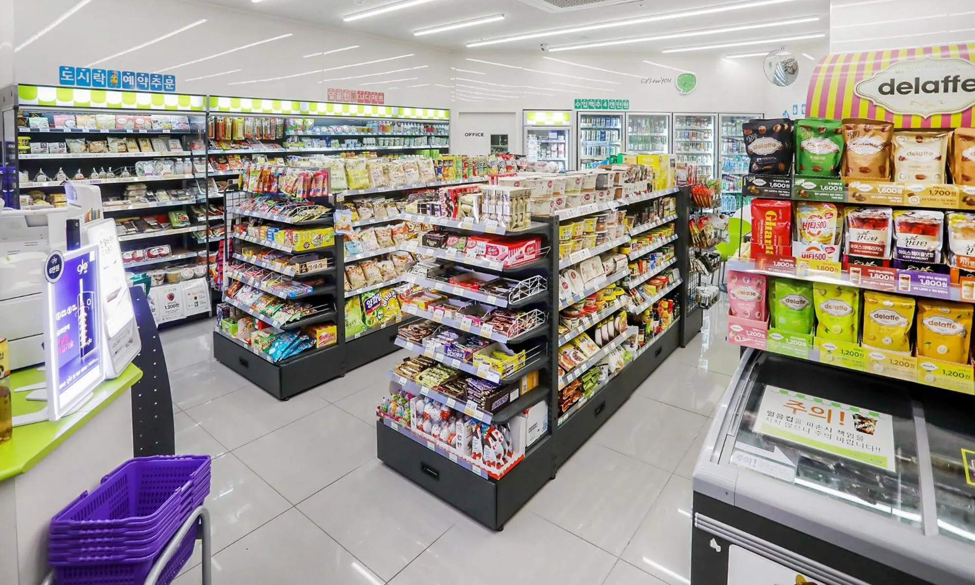 On-site shops in Arte Resort Spa & Pool Villa