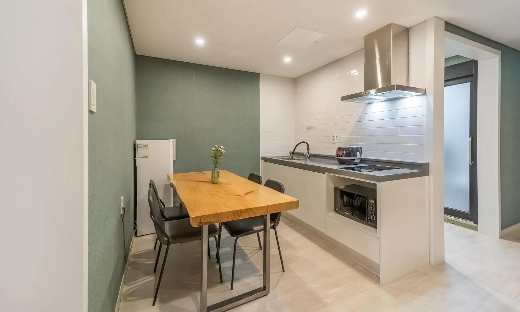 Kitchen or kitchenette in Arte Resort Spa & Pool Villa