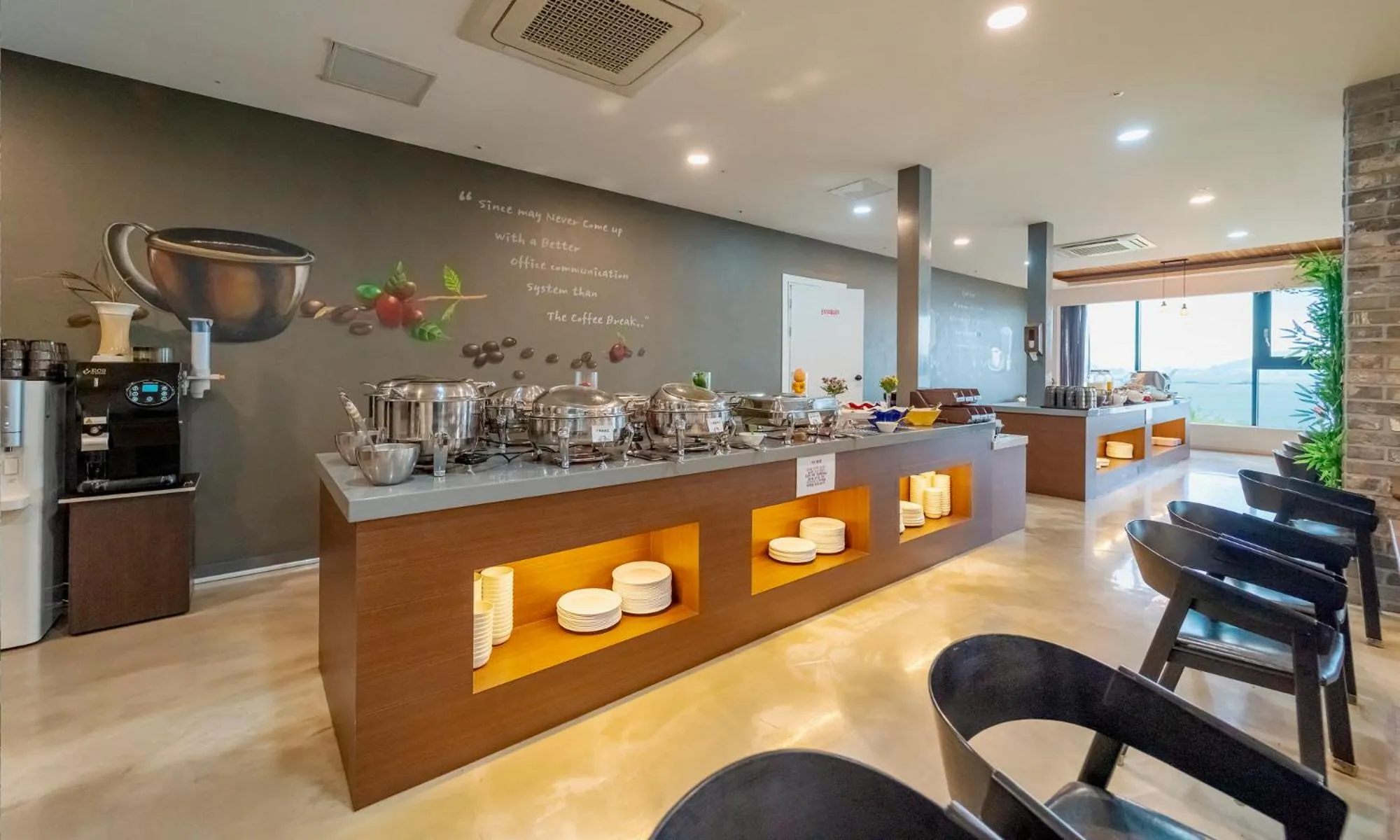 Food and drinks in Arte Resort Spa & Pool Villa