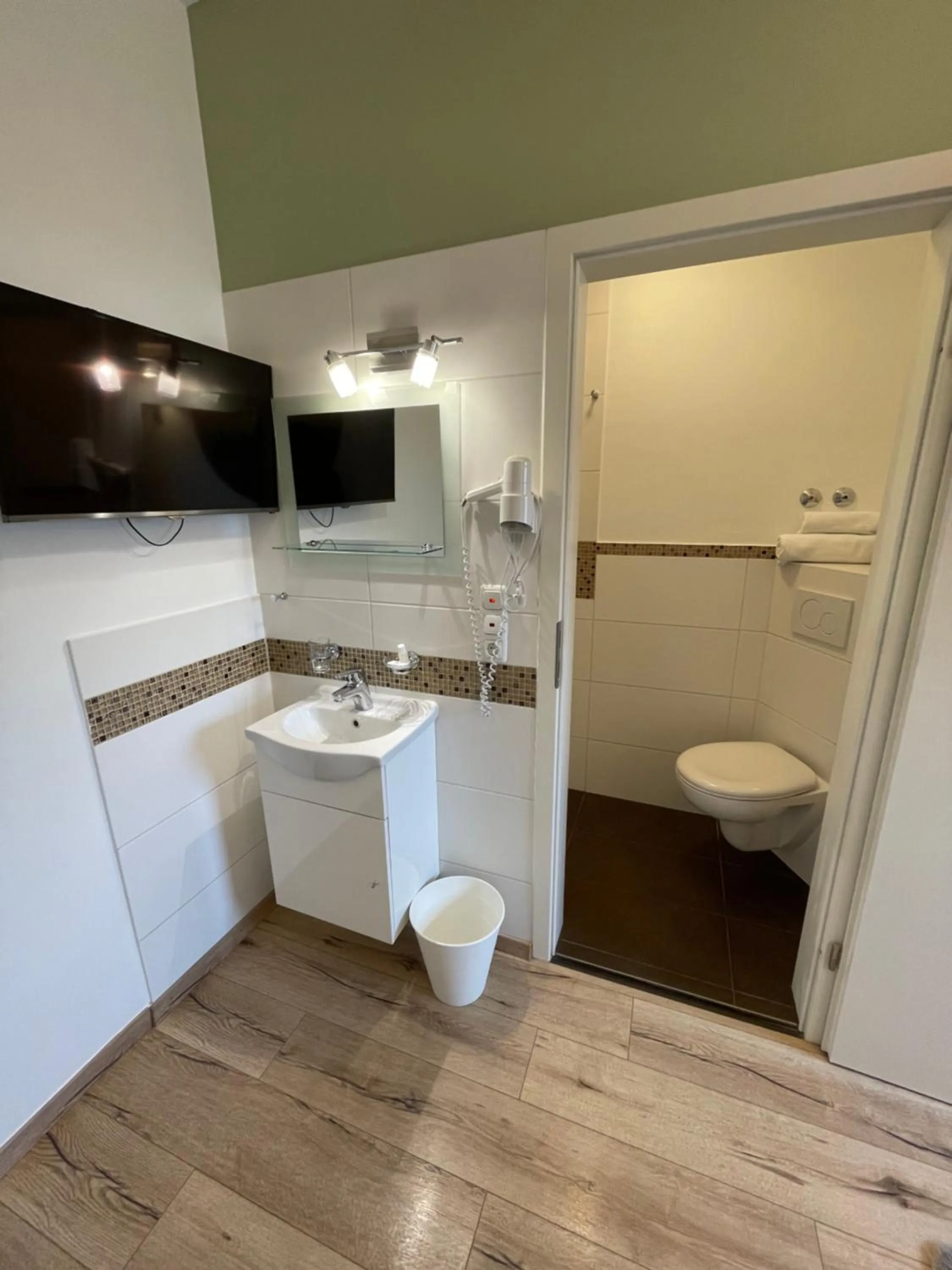 Bathroom in Landgasthof zur Sonne