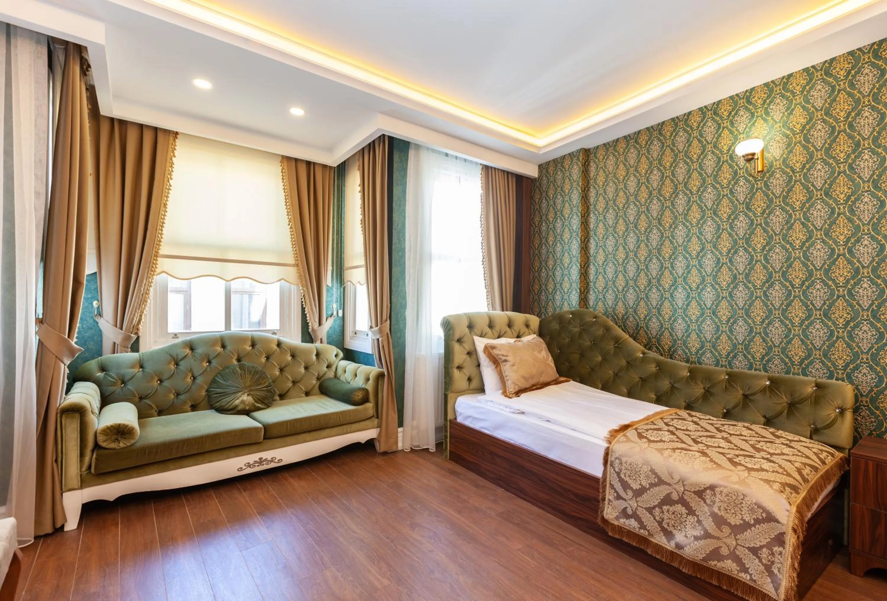 Living room, Bed in Rose Mansion by Otantik Suites