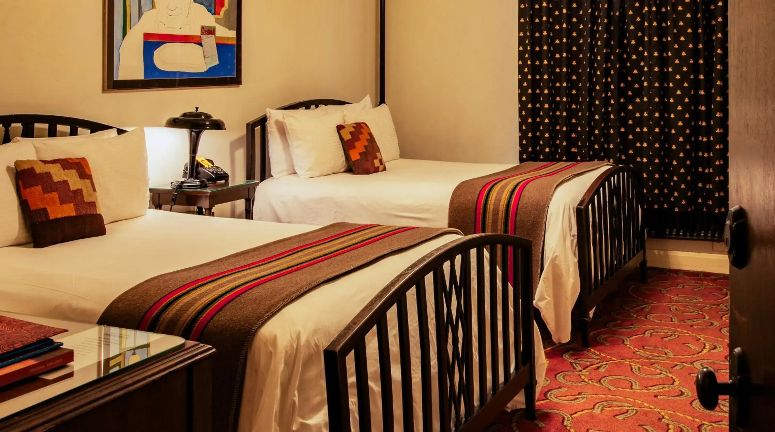 Haunted 2 Double in Hotel Congress Haunted 2 Double in Hotel Congress