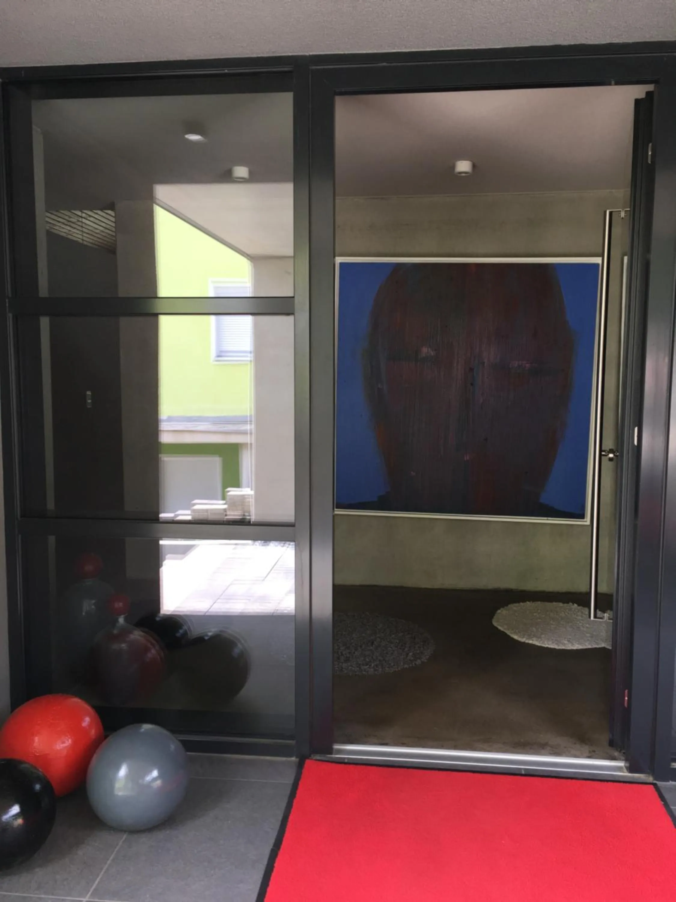 Facade/entrance in Boutique Hotel Chalet Weinberg