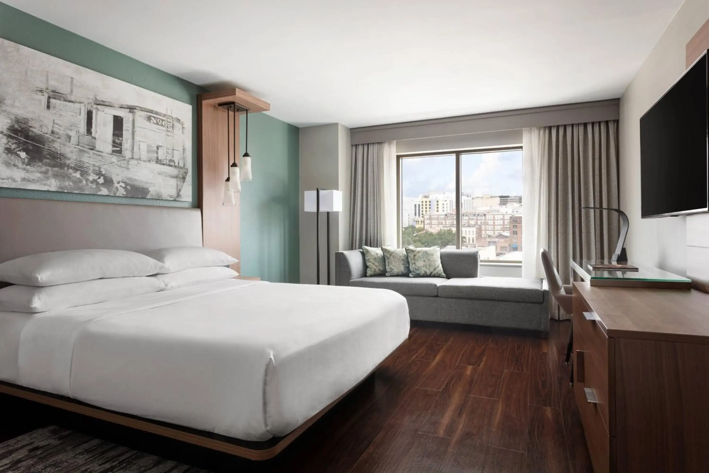 King Room with Sofa Bed and View - Mobility and Hearing Accessible with Roll-in Shower in New Orleans Marriott Warehouse Arts District King Room with Sofa Bed and View - Mobility and Hearing Accessible with Roll-in Shower in New Orleans Marriott Warehouse Arts District