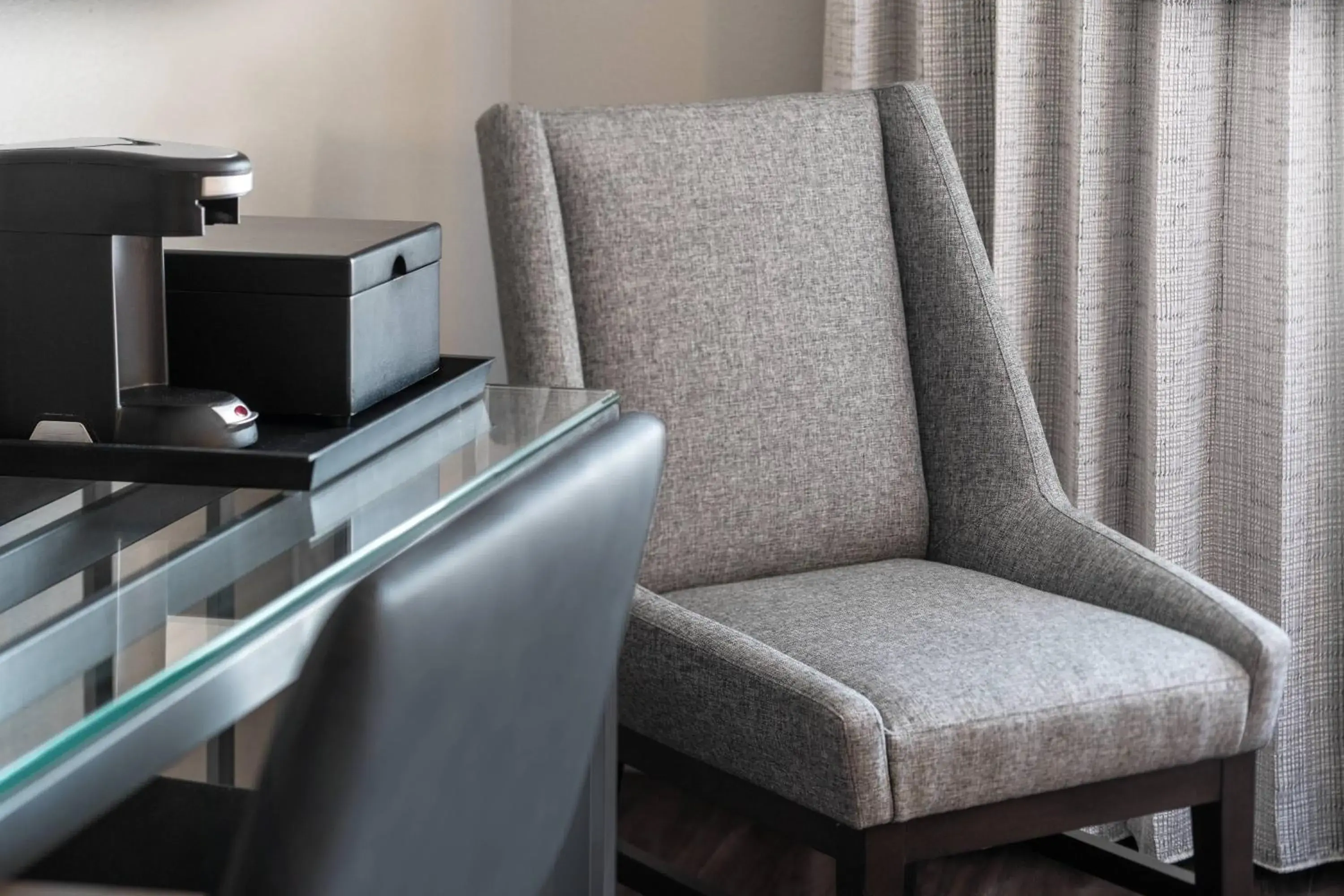 Guest room, 1 King, With view in New Orleans Marriott Warehouse Arts District Guest room, 1 King, With view in New Orleans Marriott Warehouse Arts District