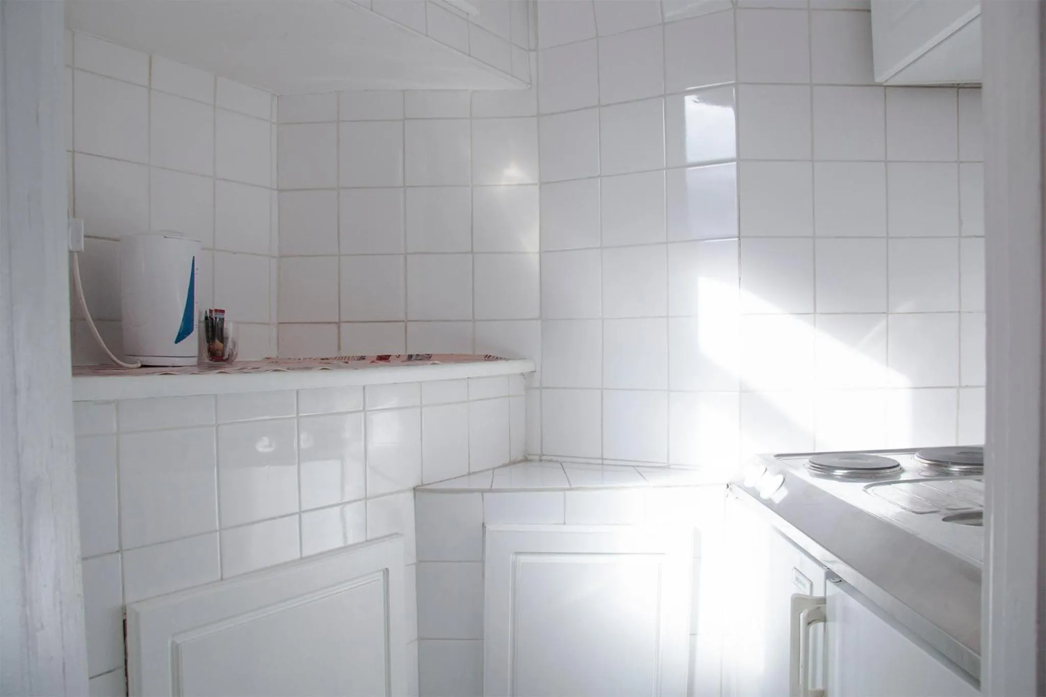 Kitchen or kitchenette in Caledonian Studio Flats