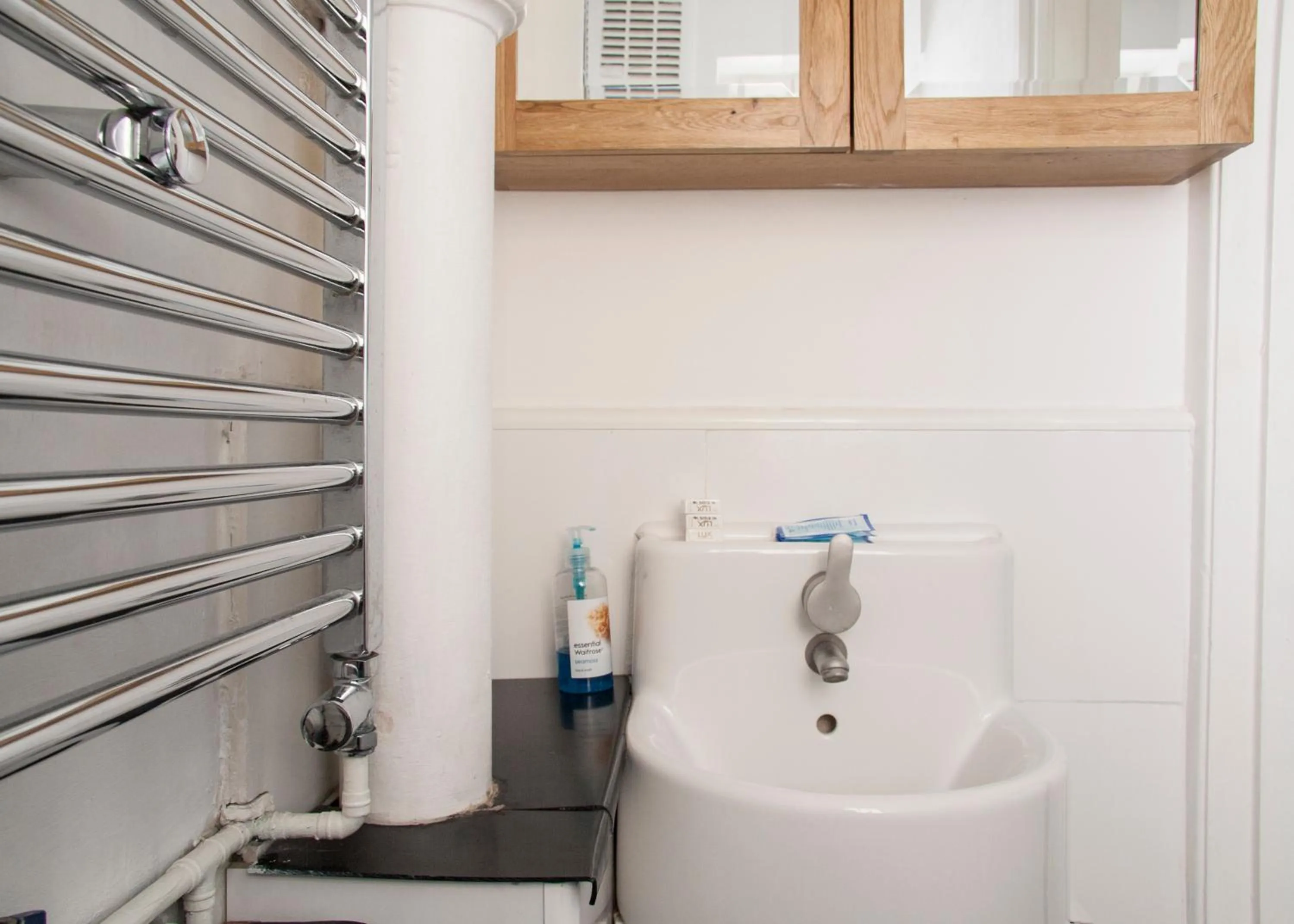 Bathroom in Caledonian Studio Flats