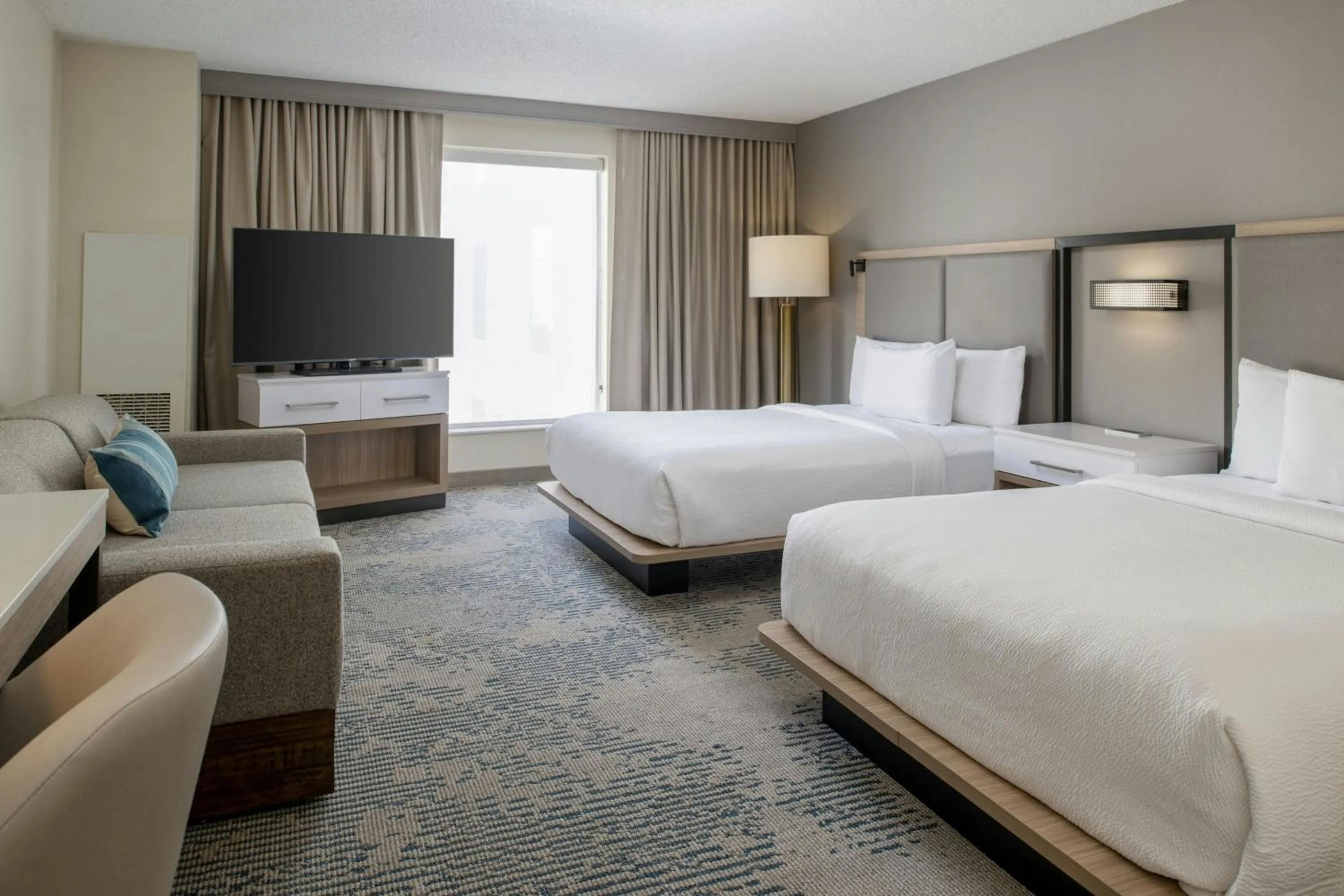 Photo of the whole room, Bed in SpringHill Suites by Marriott New Orleans Warehouse Arts District