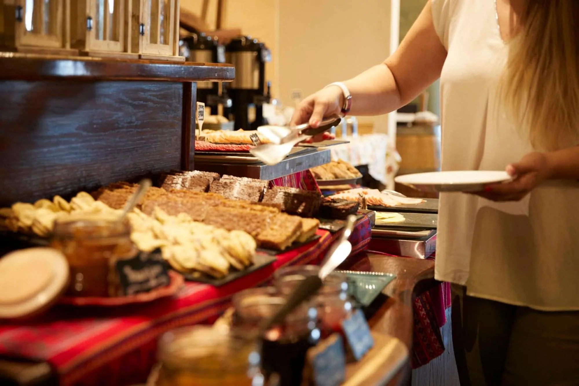 Breakfast in Almacruz Hotel y Centro de Convenciones (Ex Galerías)