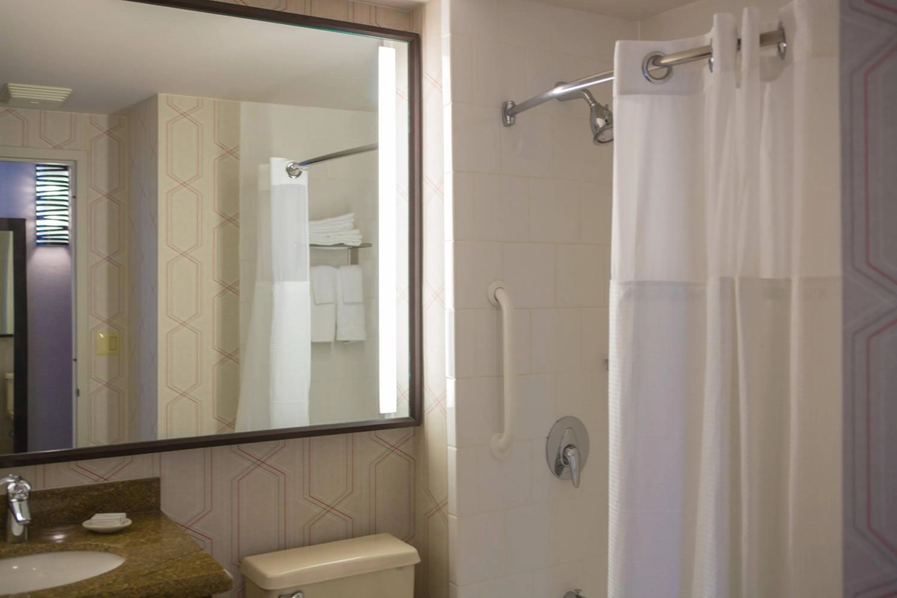 Bathroom in Courtyard by Marriott New York Manhattan/ Fifth Avenue