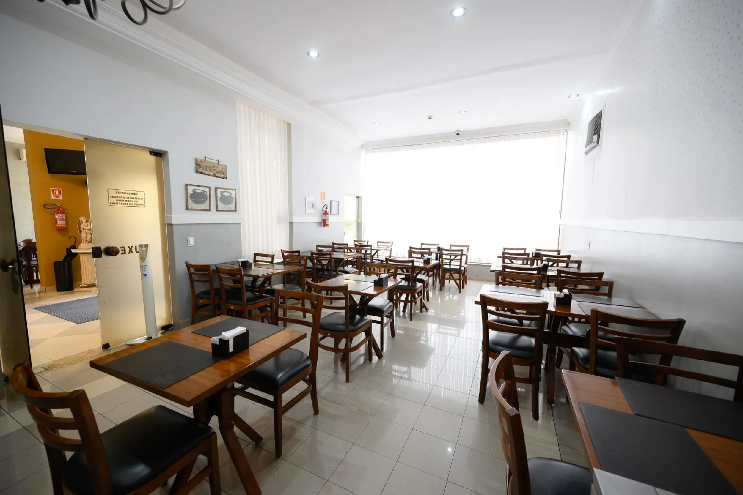 Breakfast in Hotel Universitario