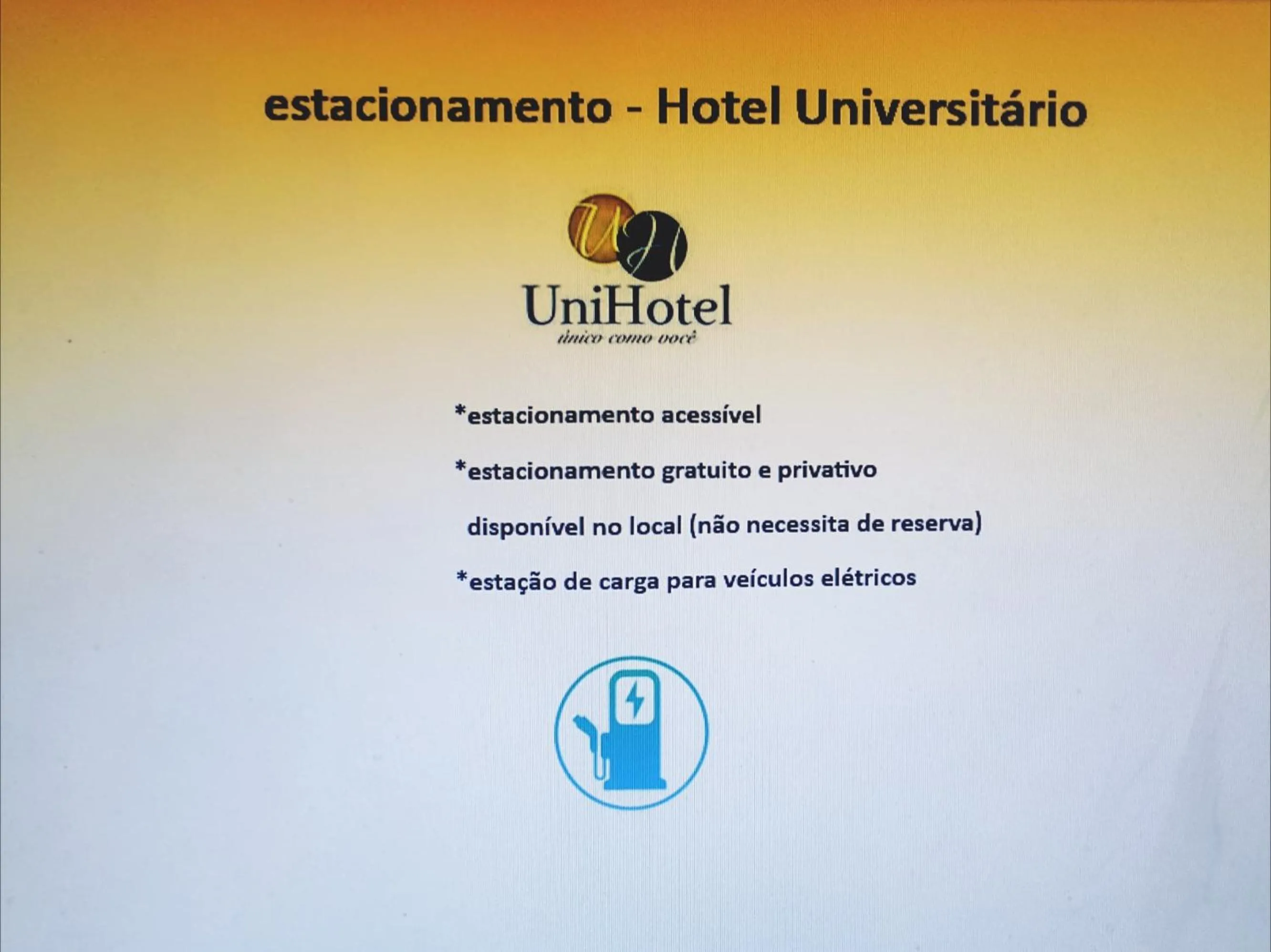 Parking in Hotel Universitario