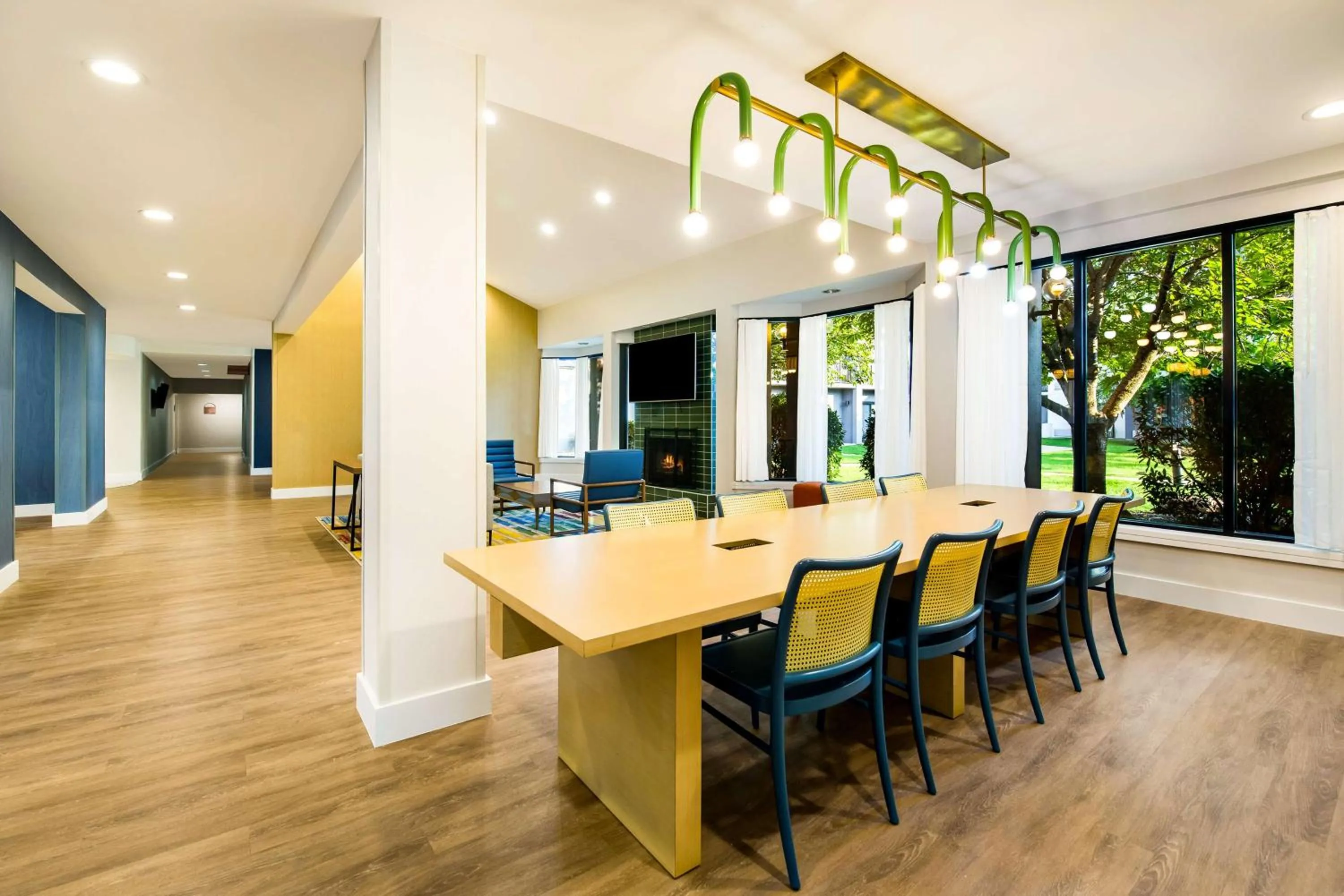 Lobby or reception in Sonesta Select Philadelphia Airport