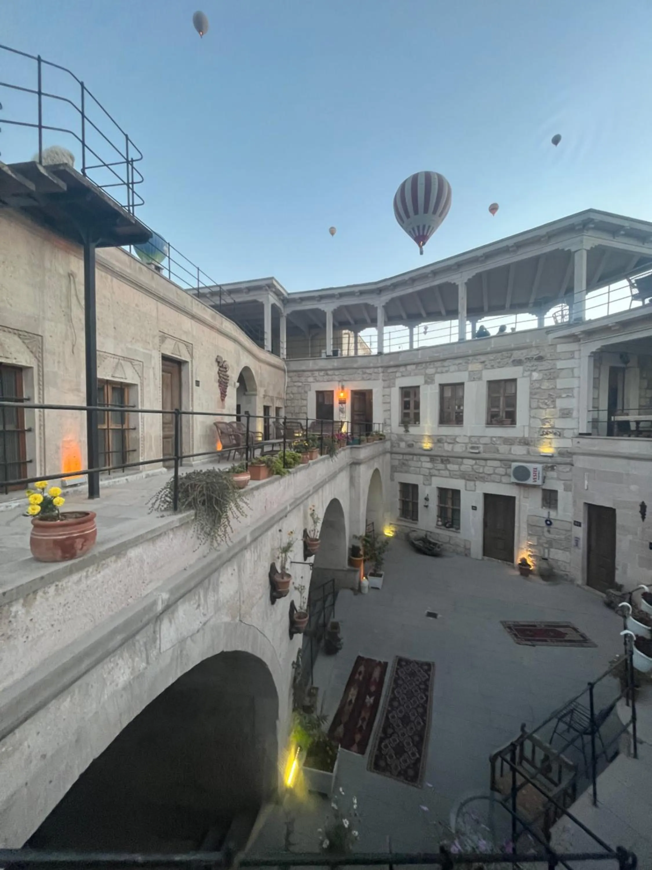 Property building in Salkım Cave House