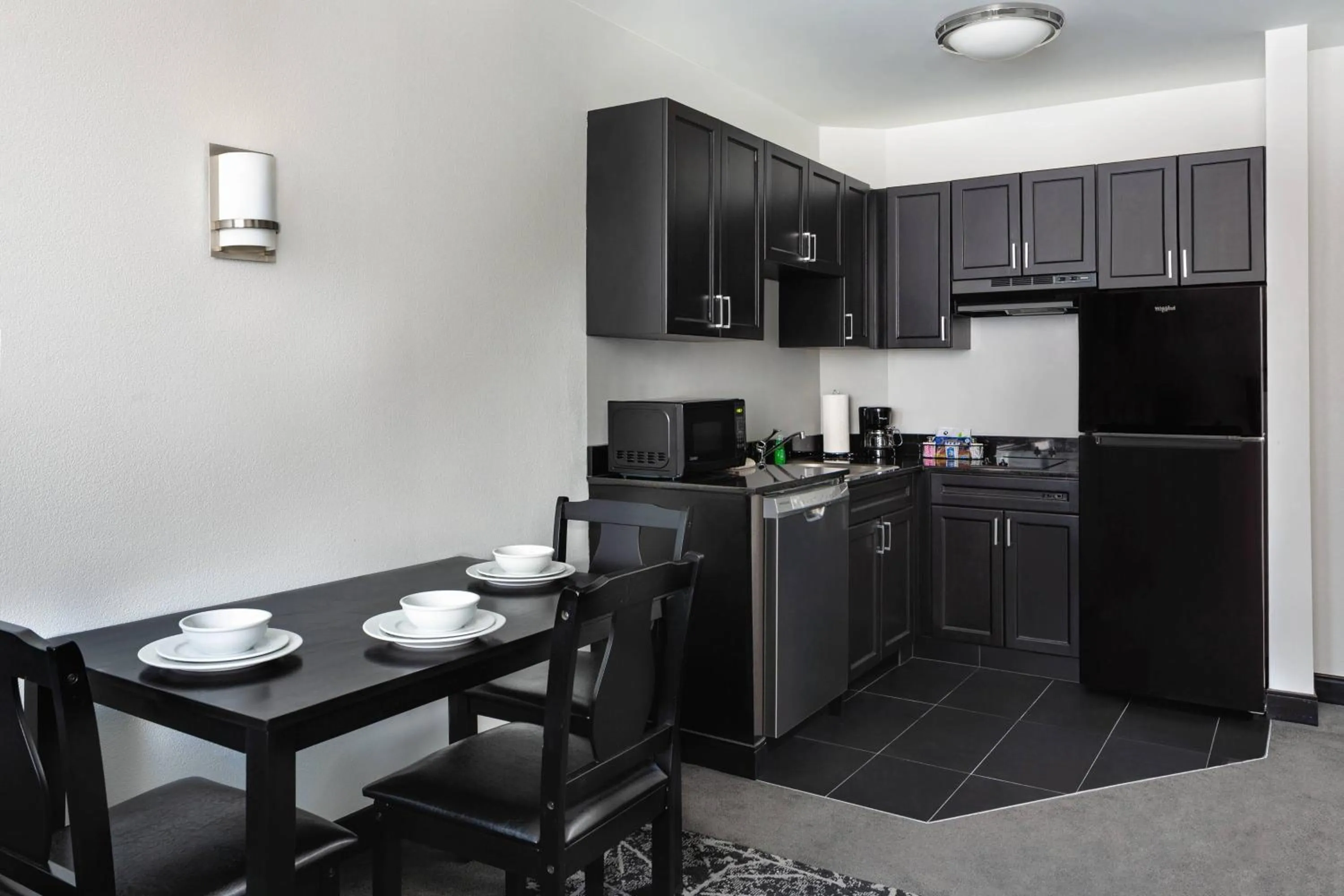 Kitchen or kitchenette in Residence Inn by Marriott Philadelphia Center City