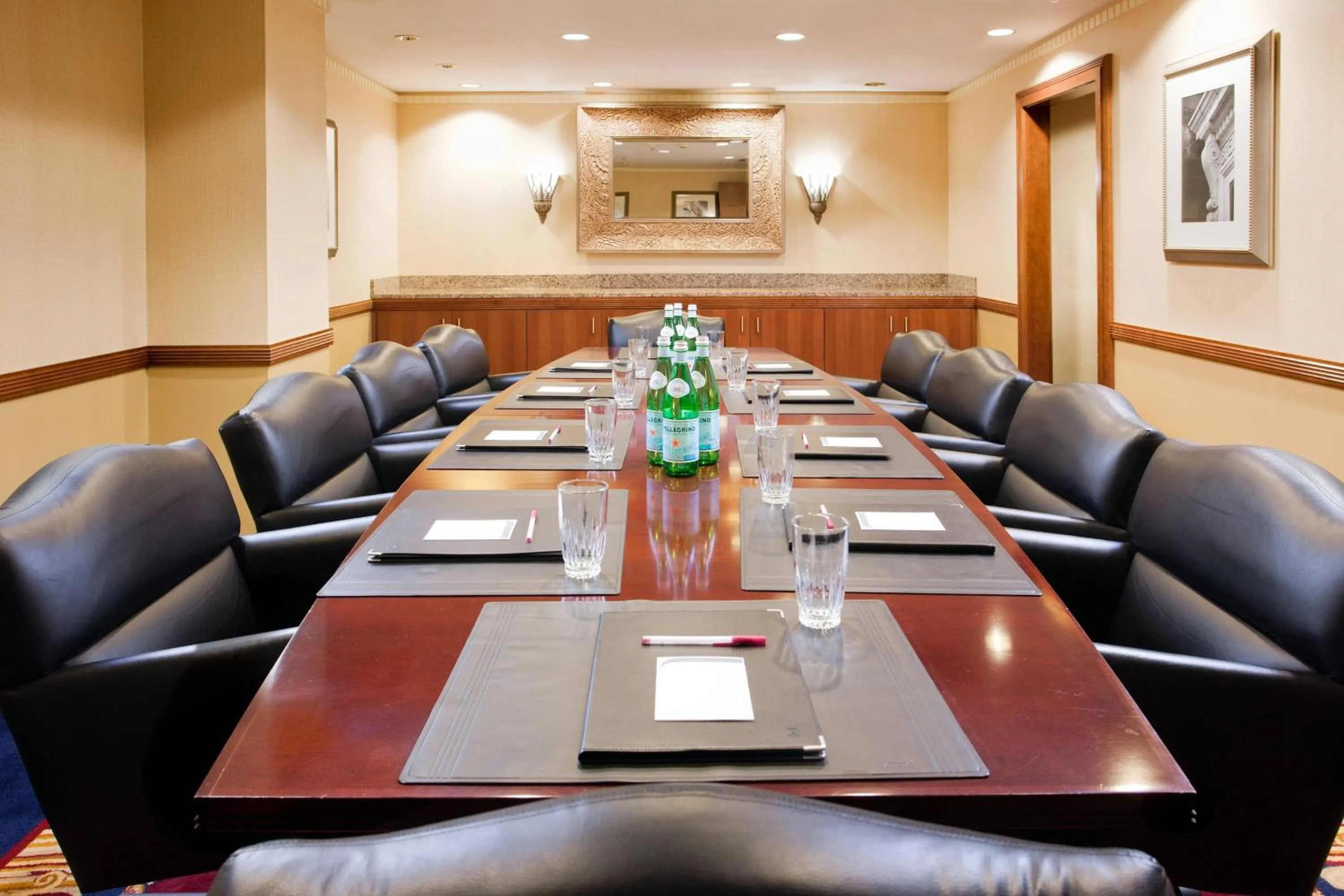 Meeting/conference room in Residence Inn by Marriott Philadelphia Center City