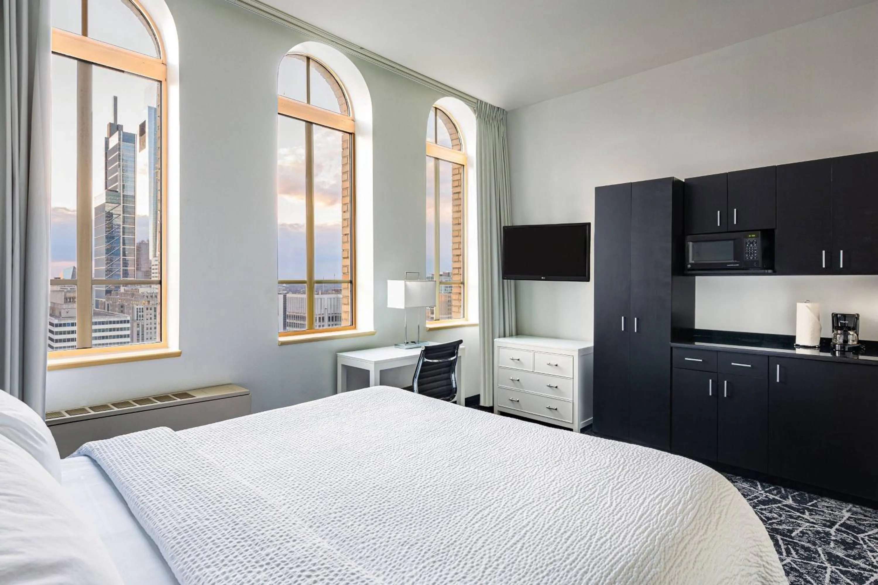 Bedroom, Bed in Residence Inn by Marriott Philadelphia Center City