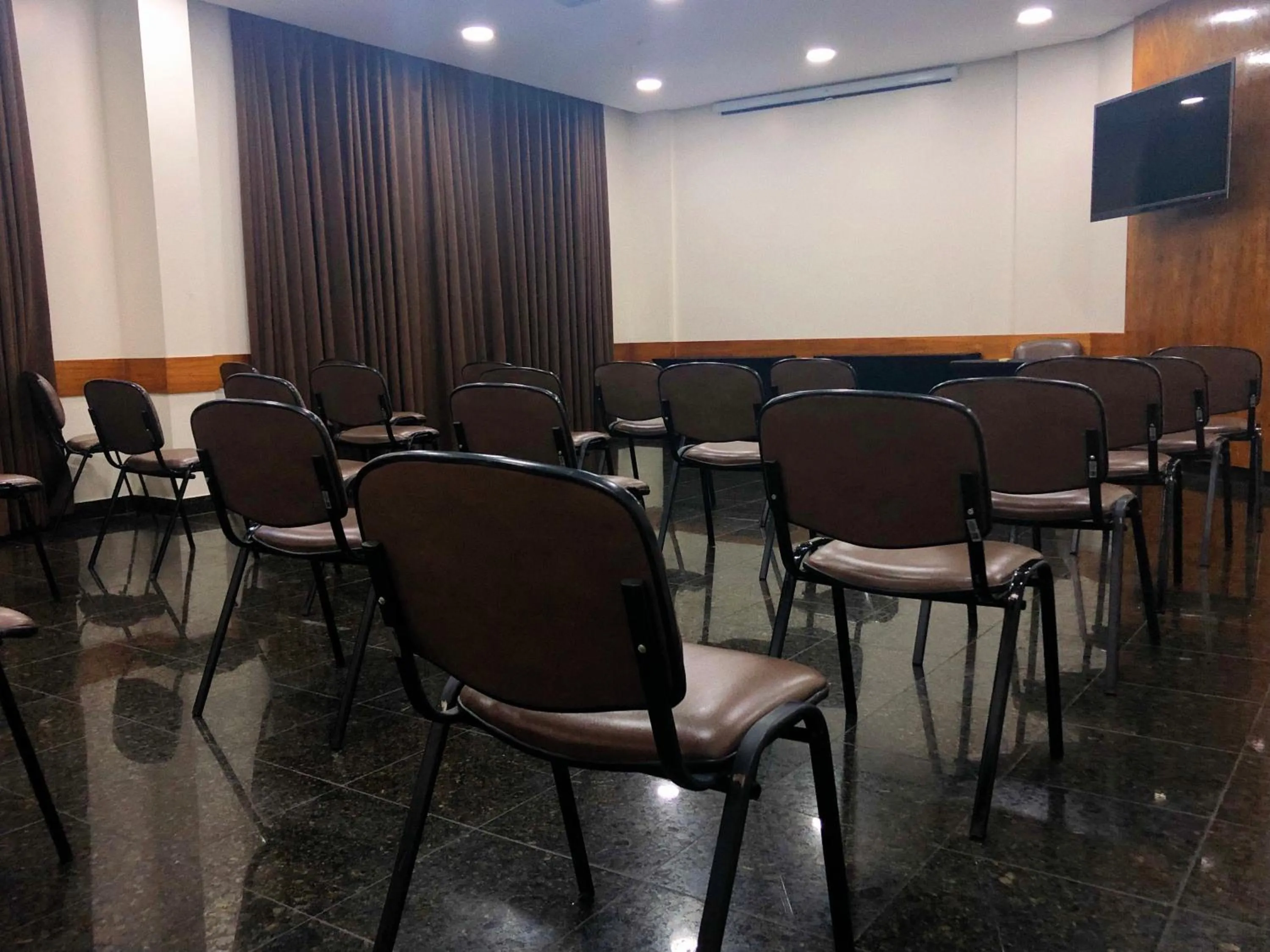 Meeting/conference room in Comfort Hotel Goiânia