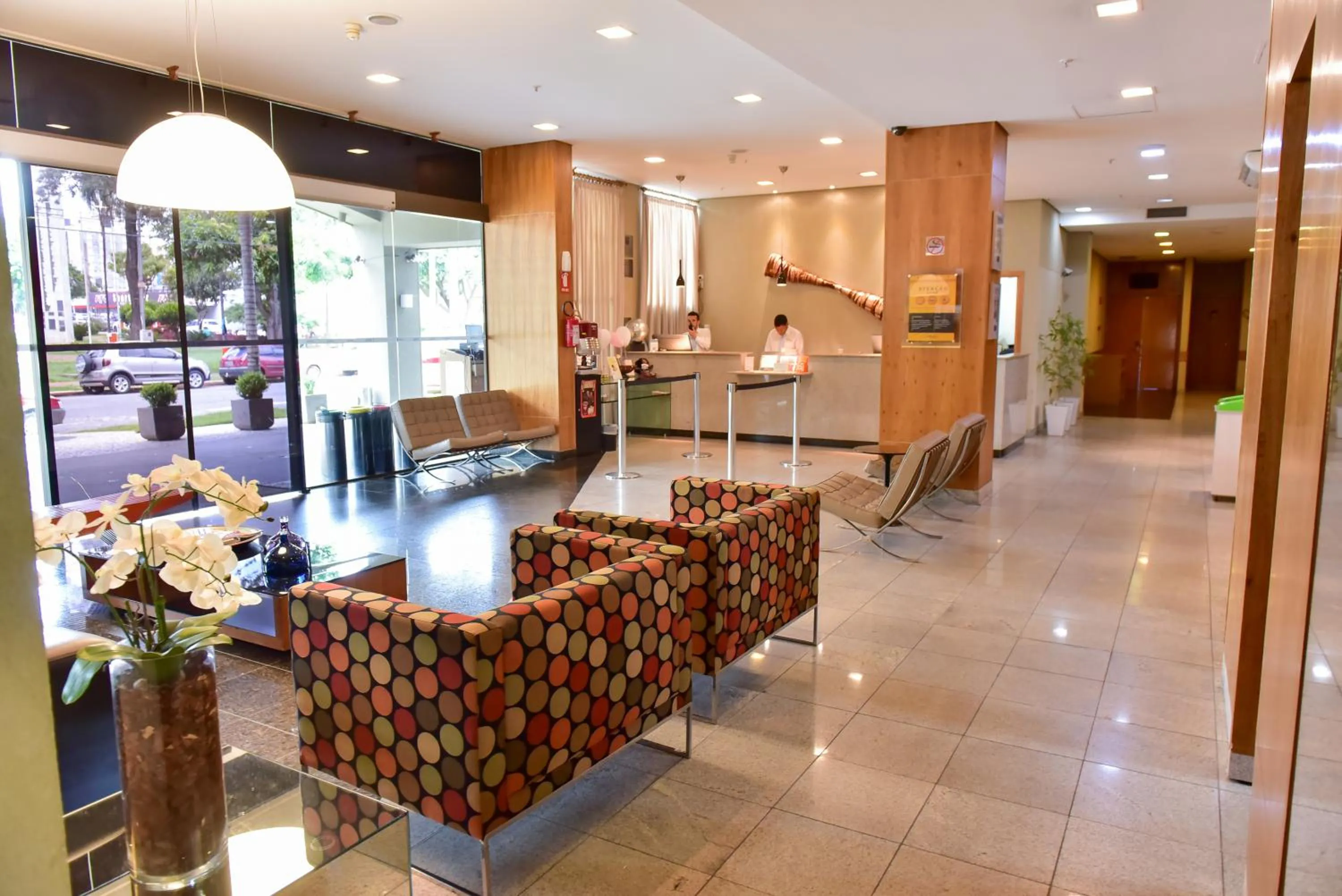 Lobby or reception in Comfort Hotel Goiânia