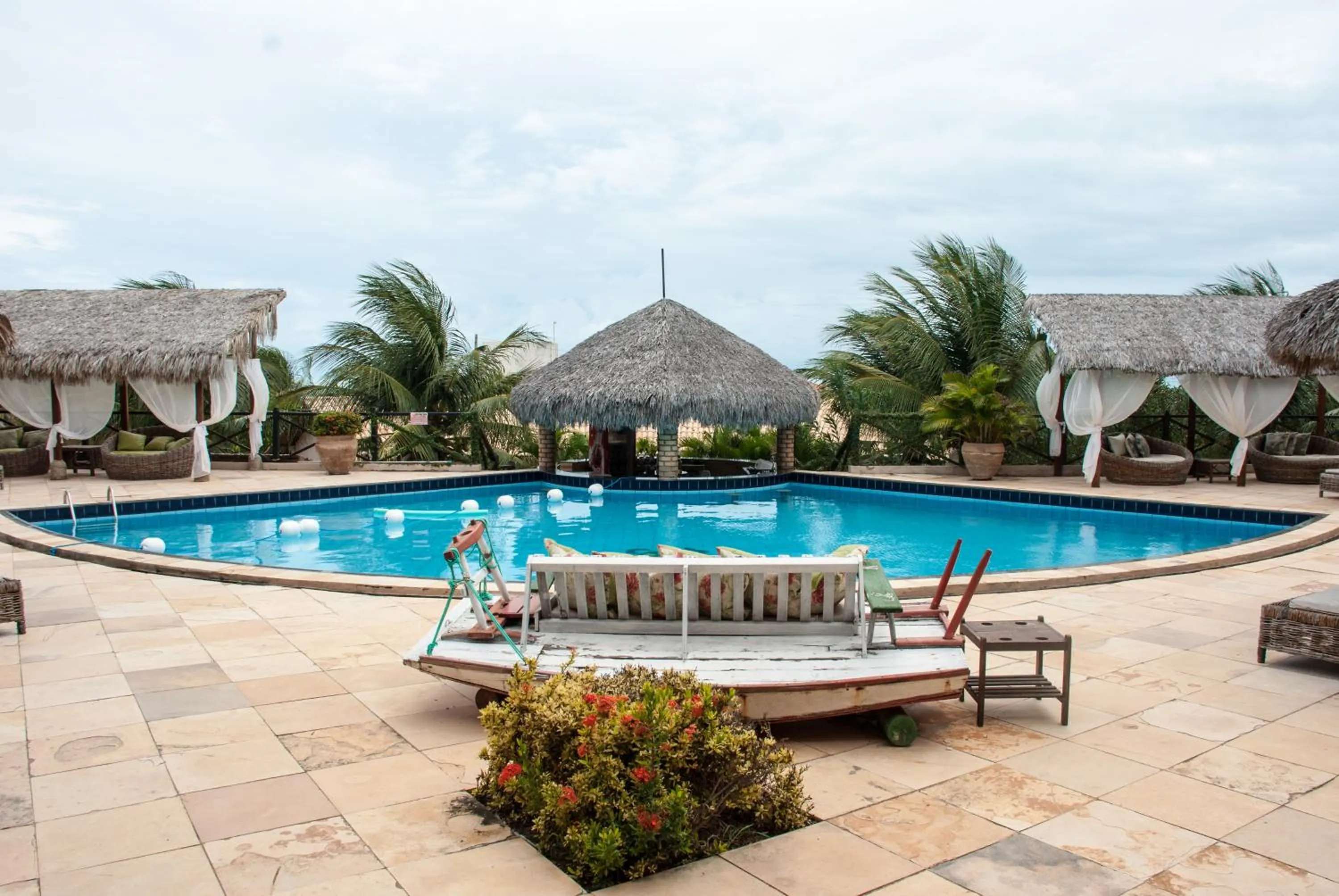 Swimming pool in Pousada Aruana
