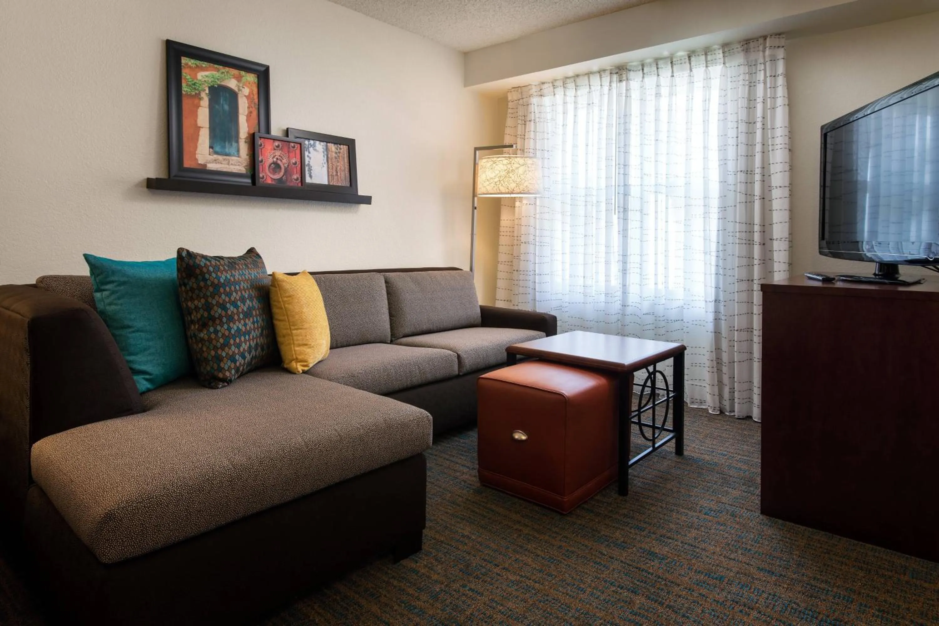 Photo of the whole room in Residence Inn San Diego Sorrento Mesa/Sorrento Valley