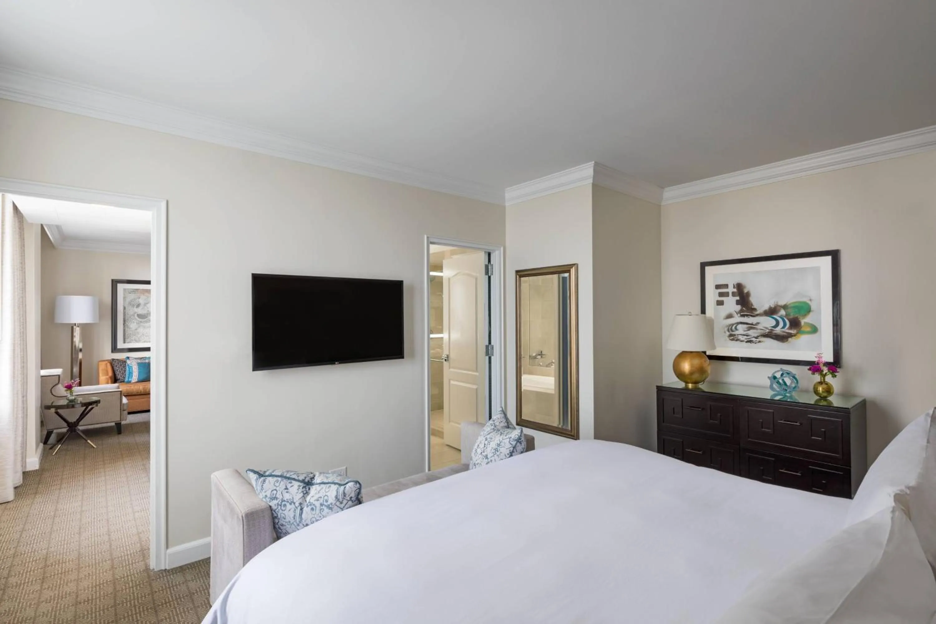 Bedroom, Bed in The Ritz-Carlton, Philadelphia