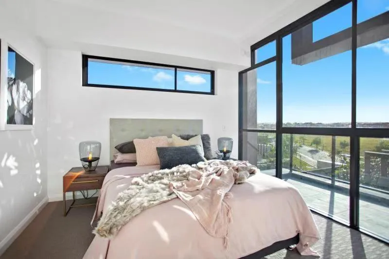 Bed in The Residences at The Peninsula