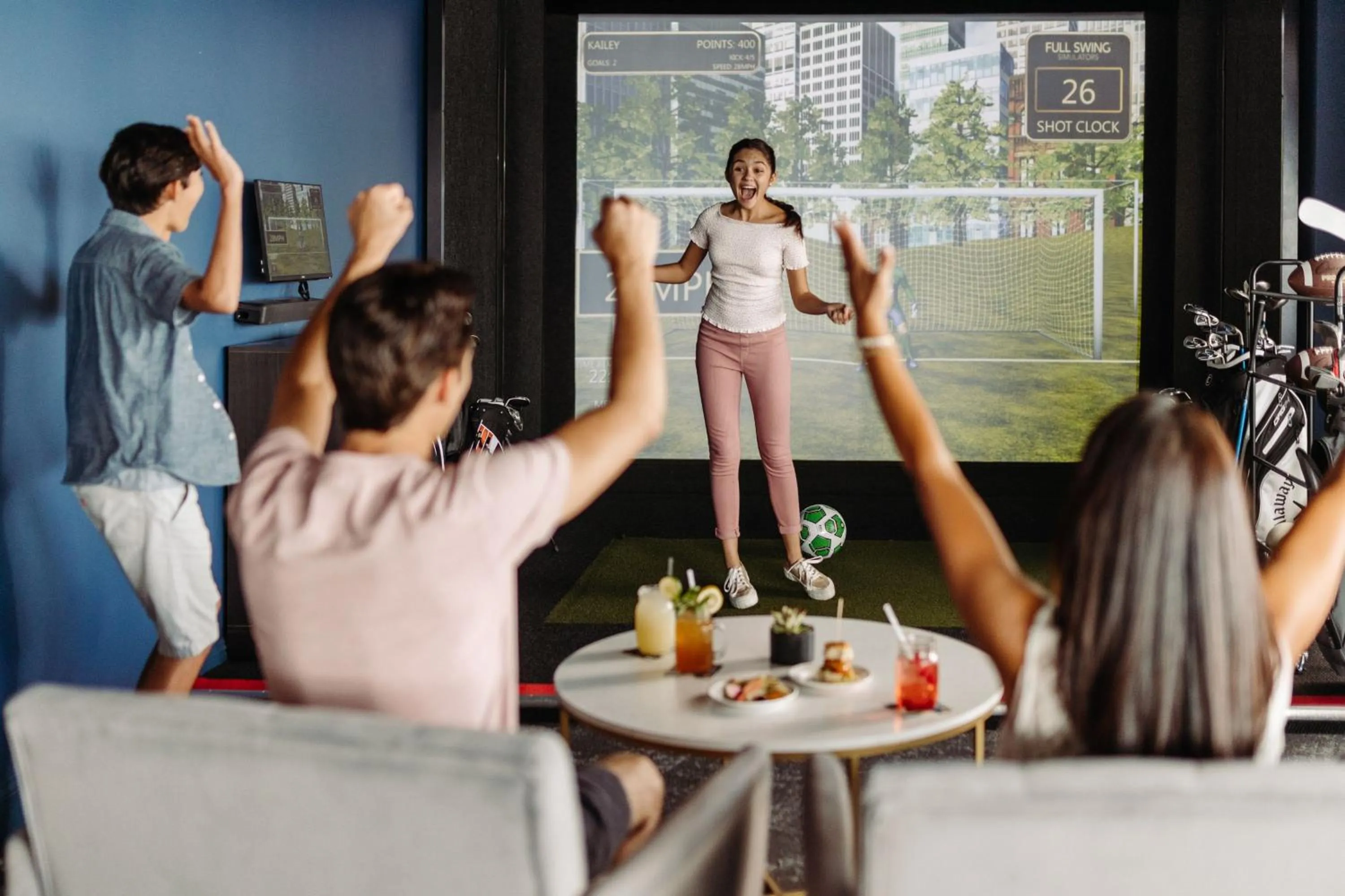 Restaurant/places to eat in Marriott Marquis San Diego Marina